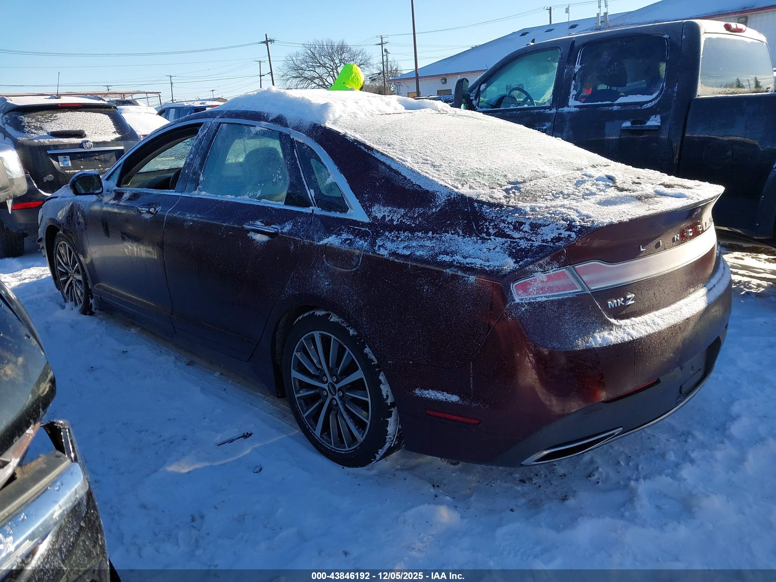 LINCOLN MKZ image 3