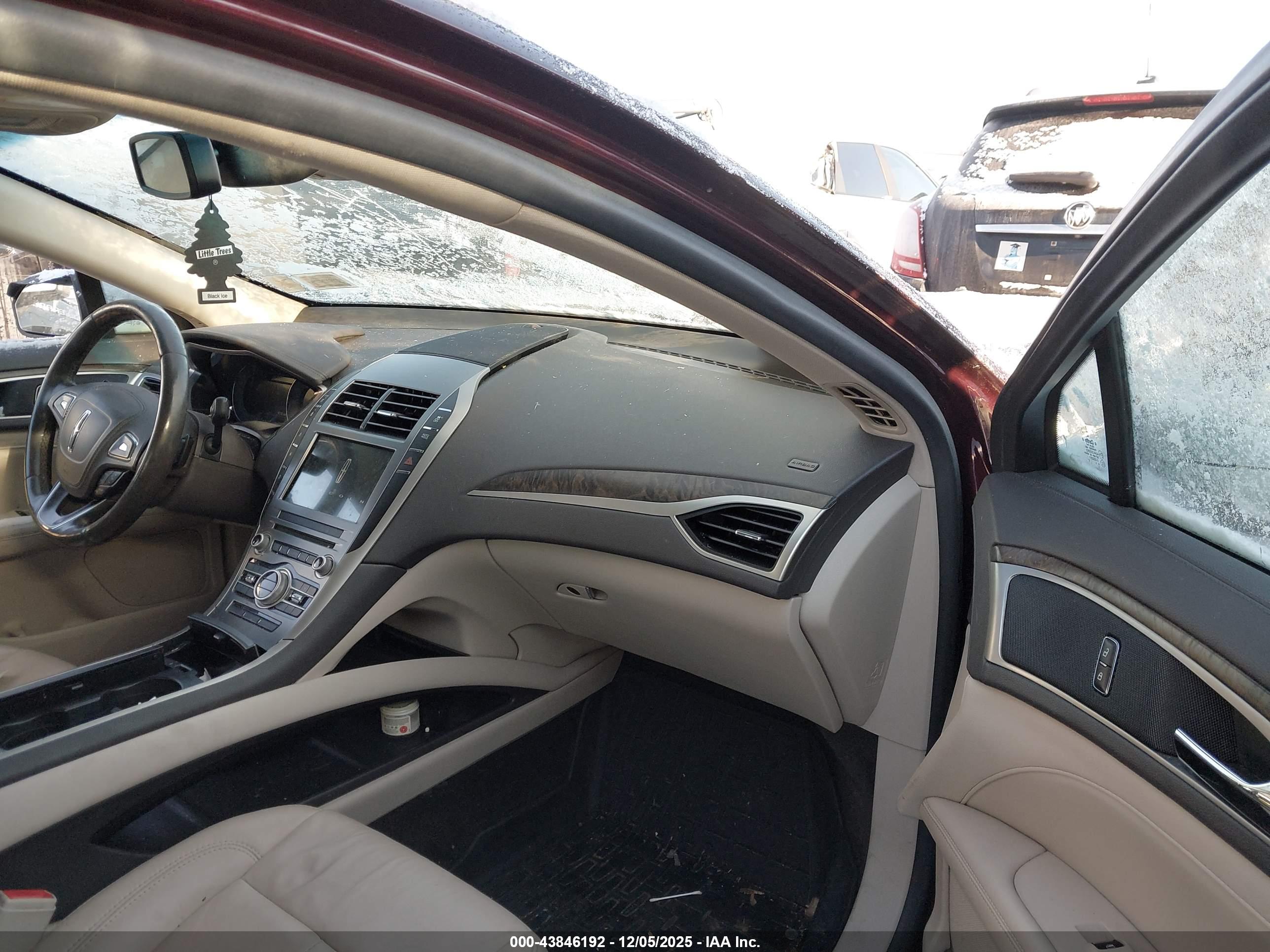 LINCOLN MKZ image 5