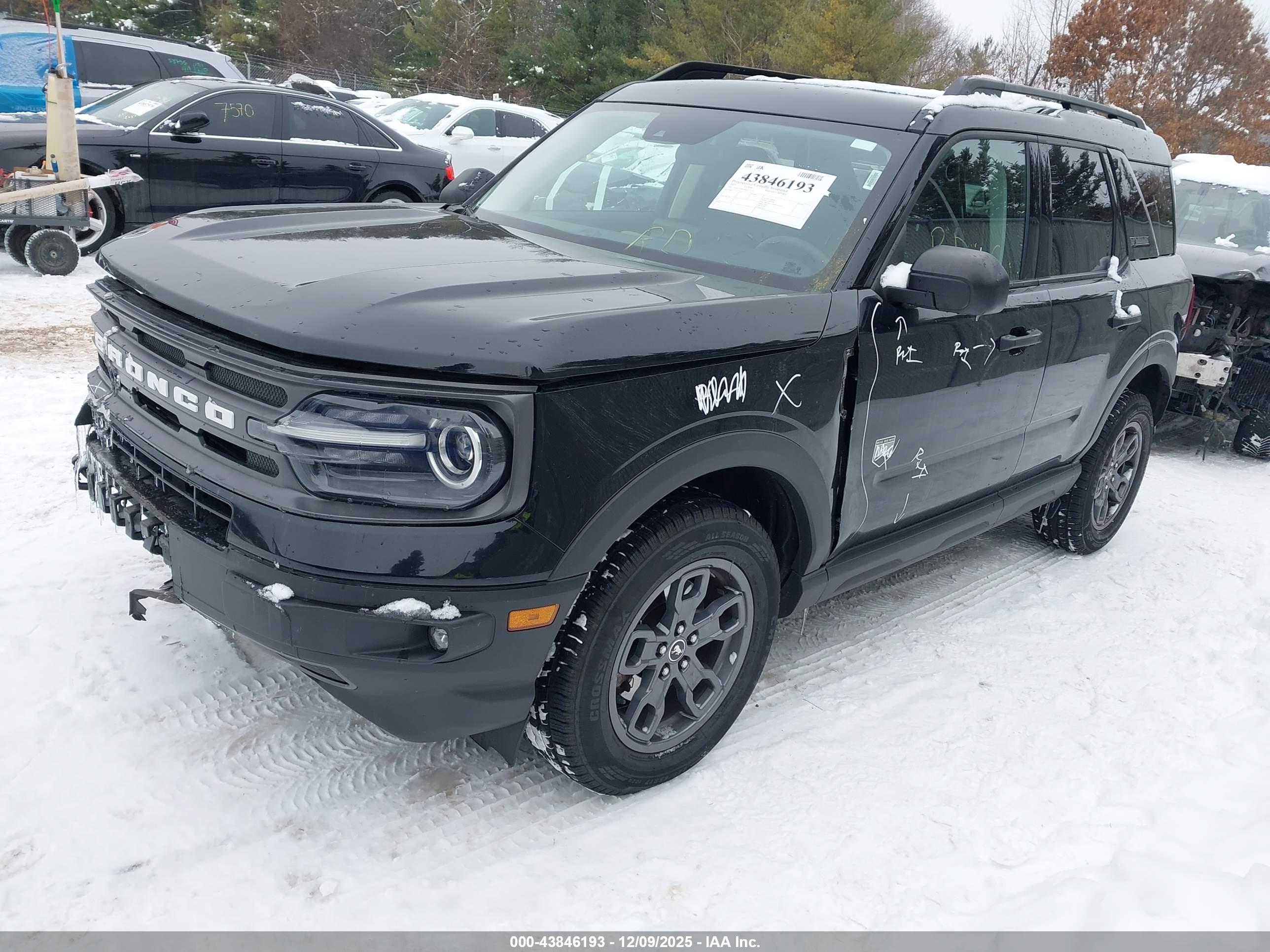 FORD BRONCO image 2