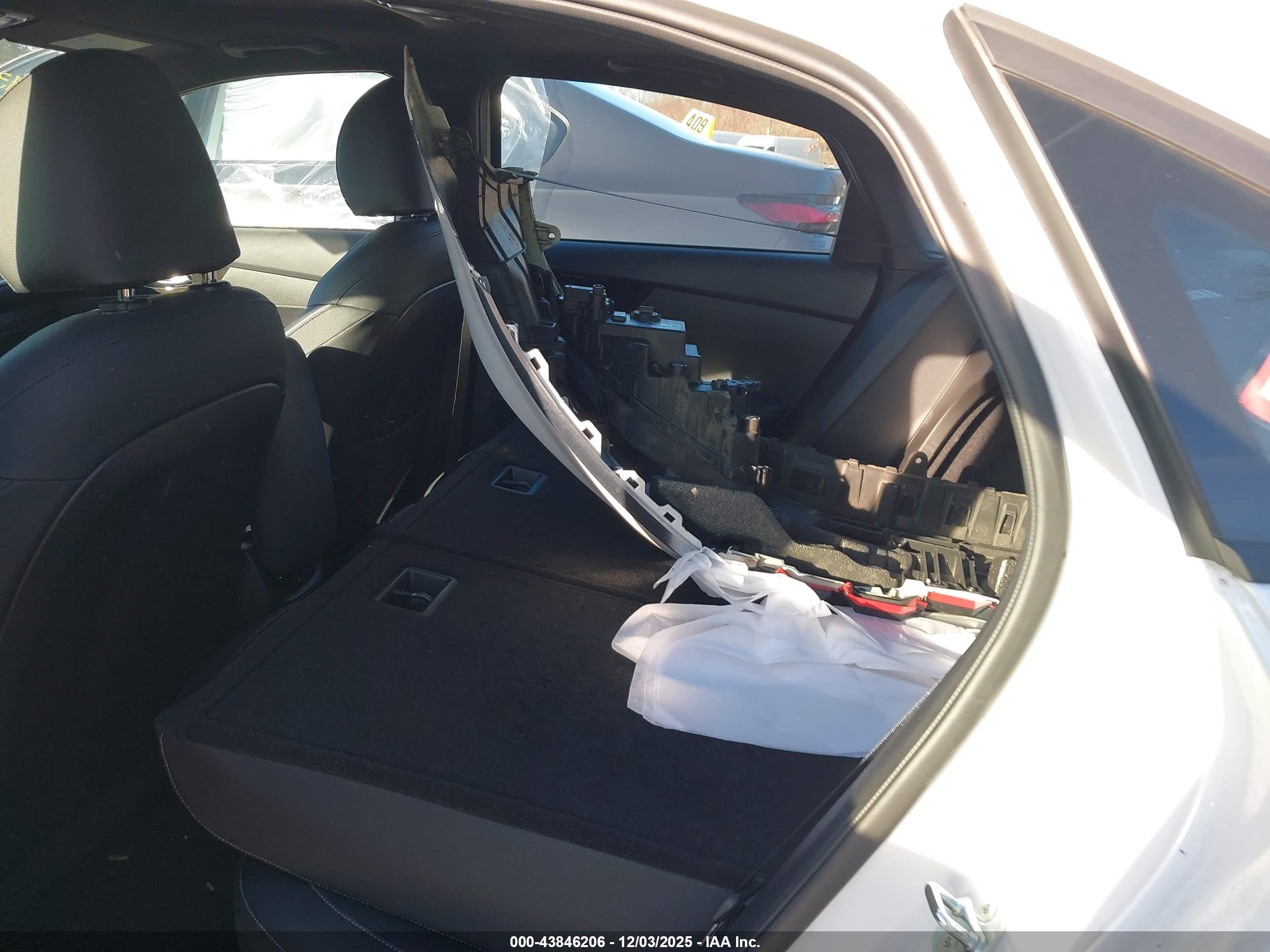 KIA FORTE image 8