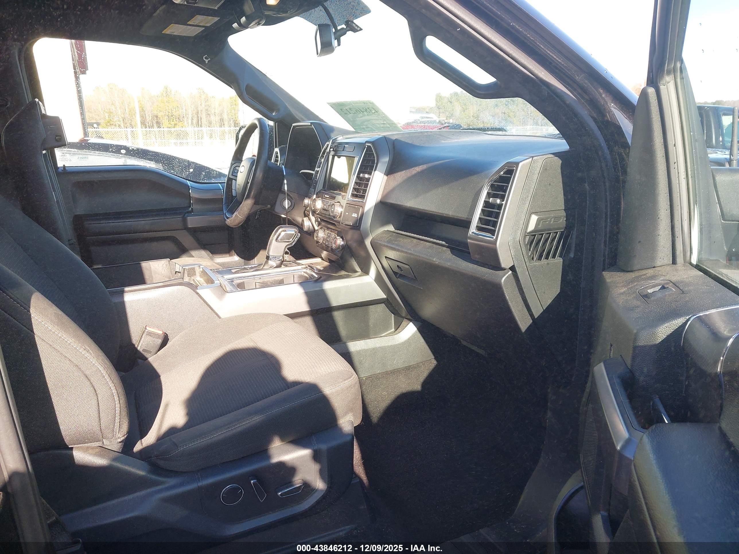 FORD F-150 image 5