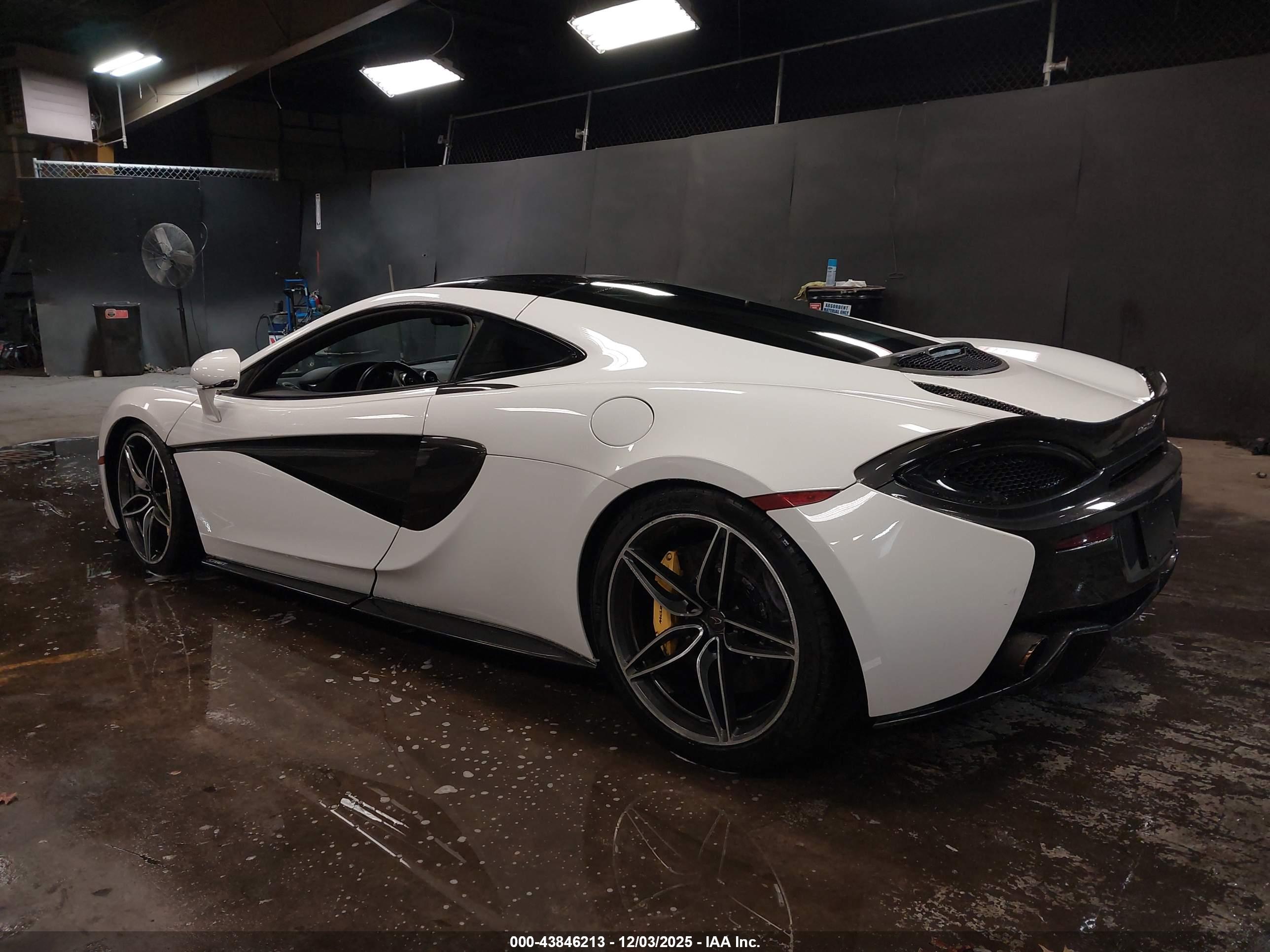 MCLAREN 570GT image 3