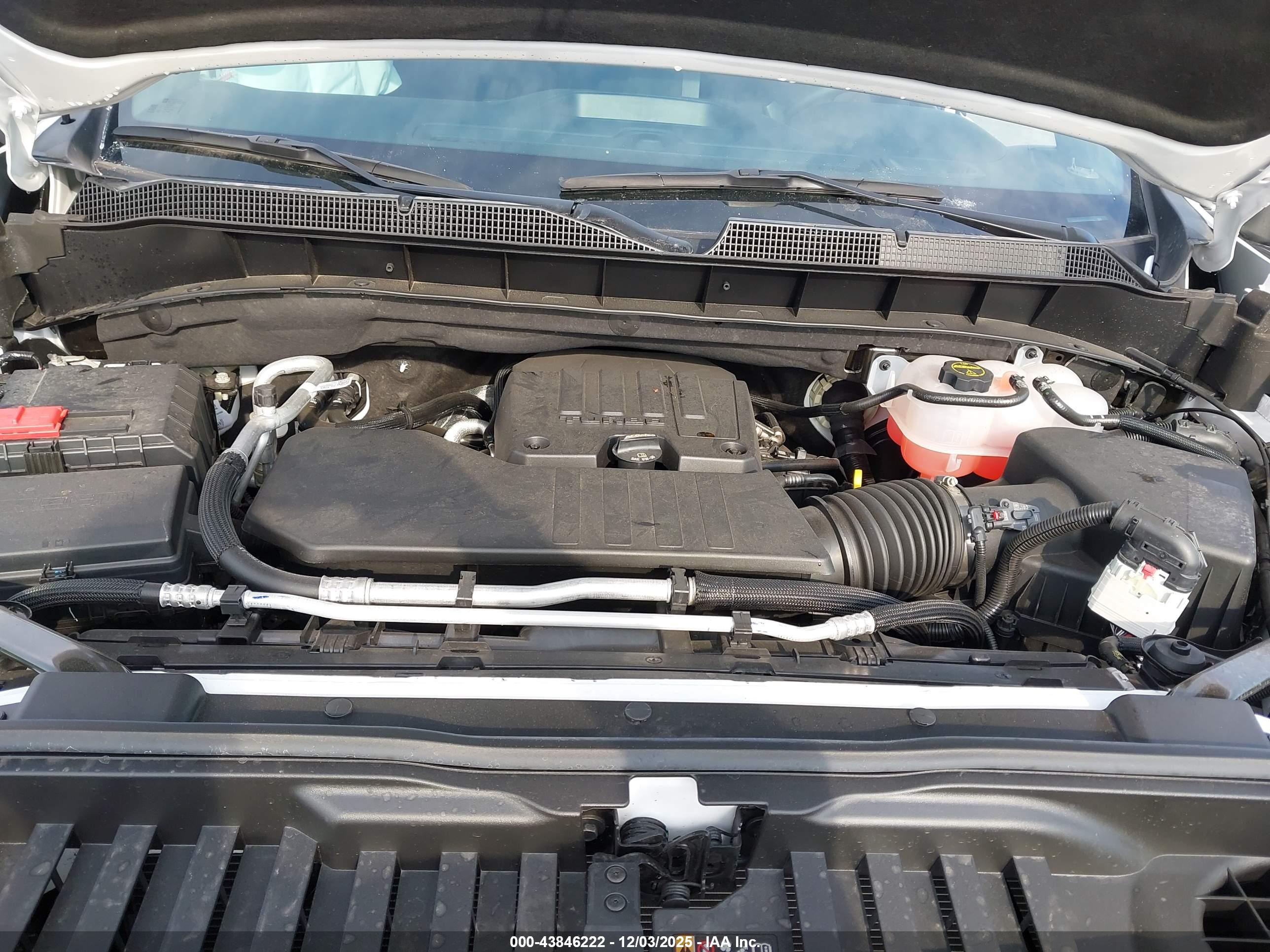 CHEVROLET SILVERADO image 10