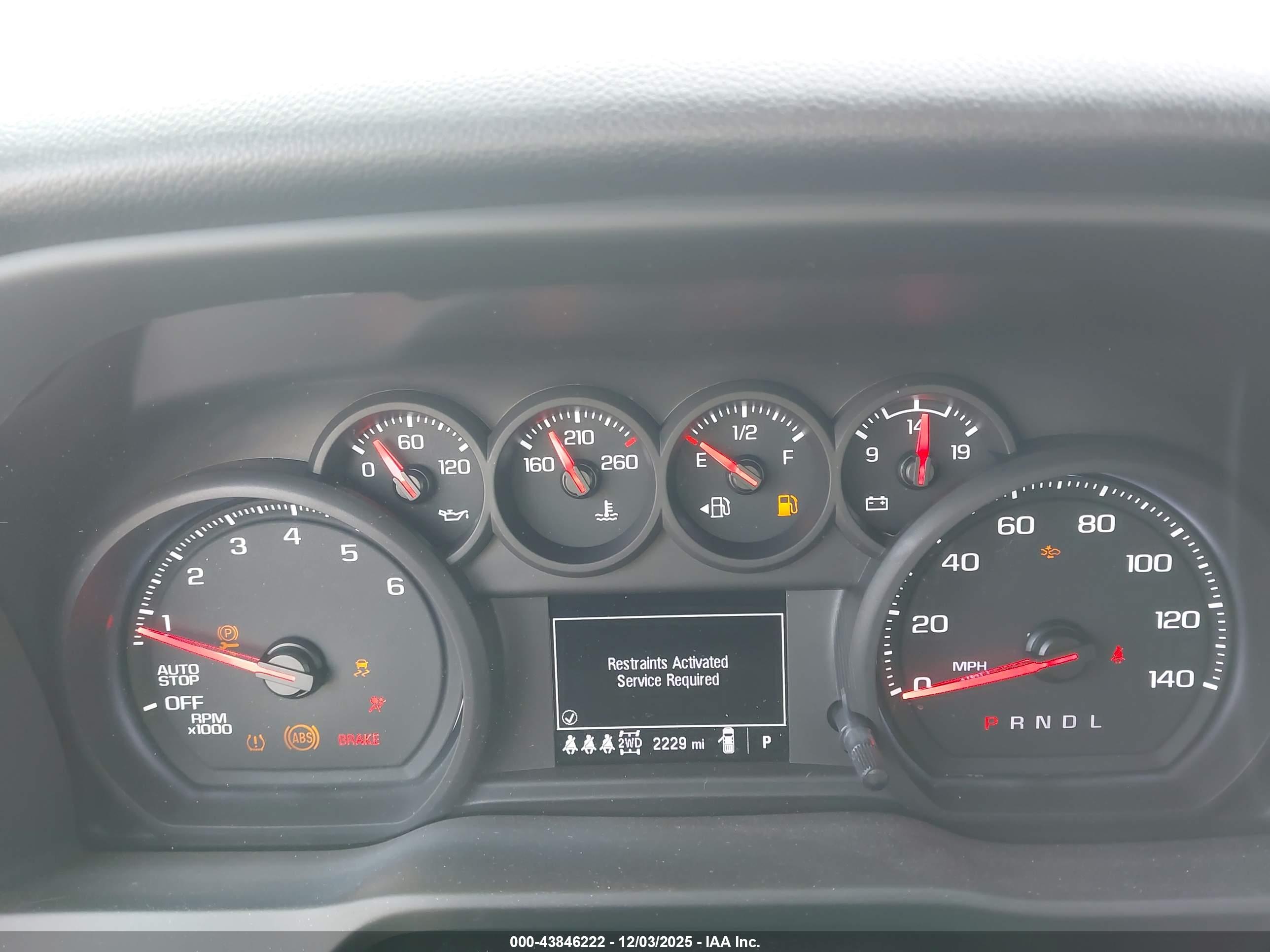 CHEVROLET SILVERADO image 7