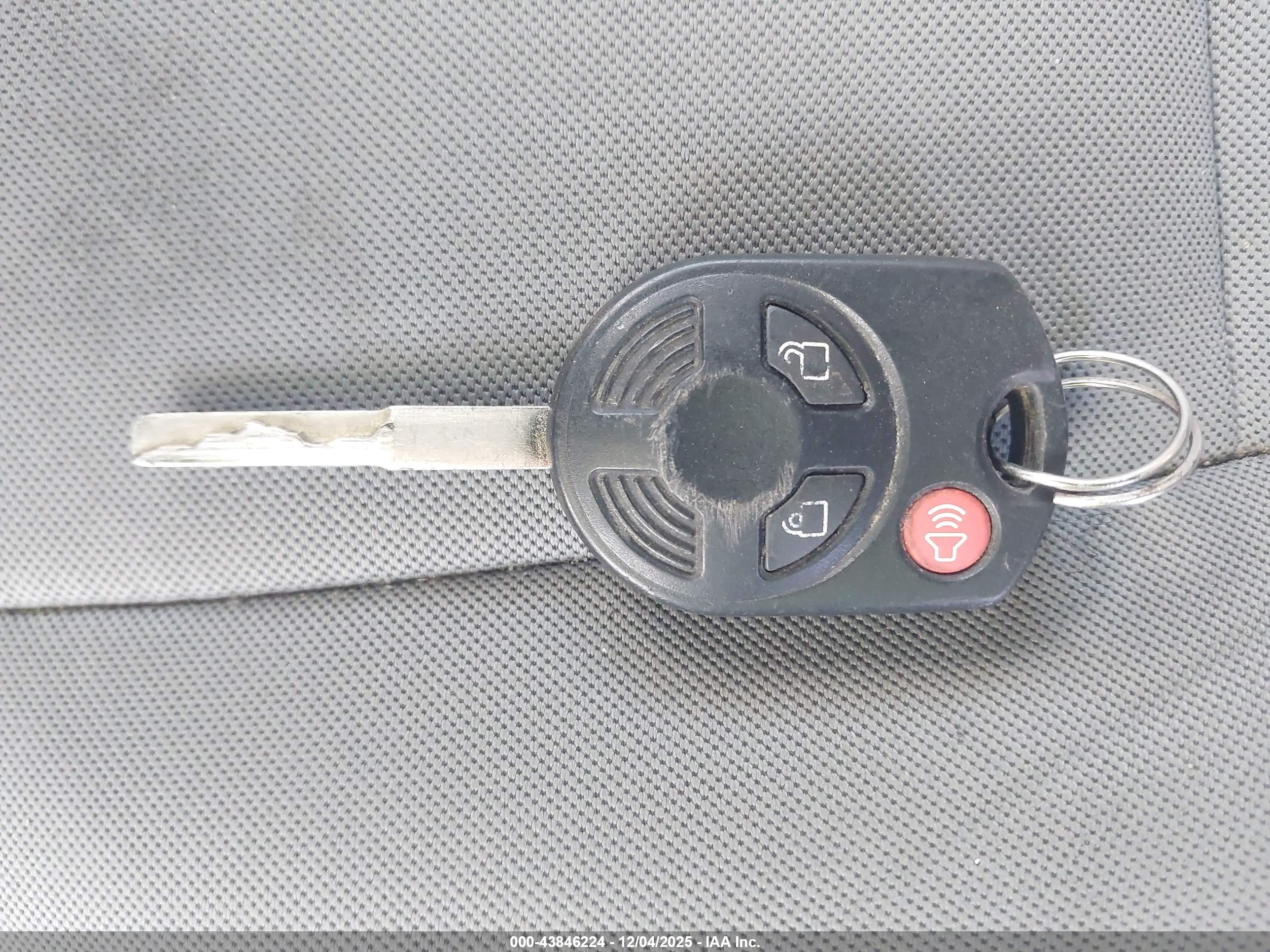 FORD ESCAPE image 11
