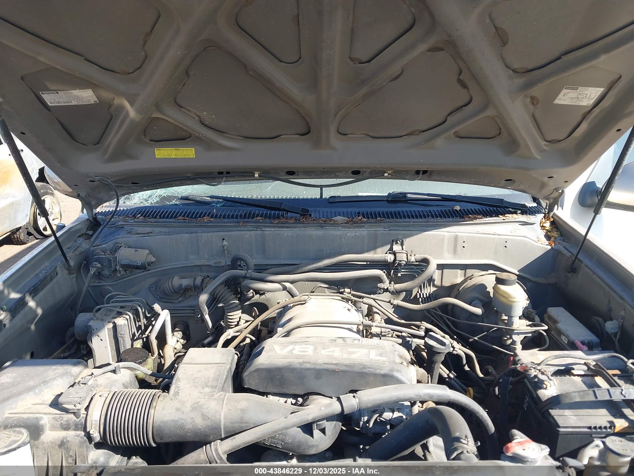 TOYOTA SEQUOIA image 10