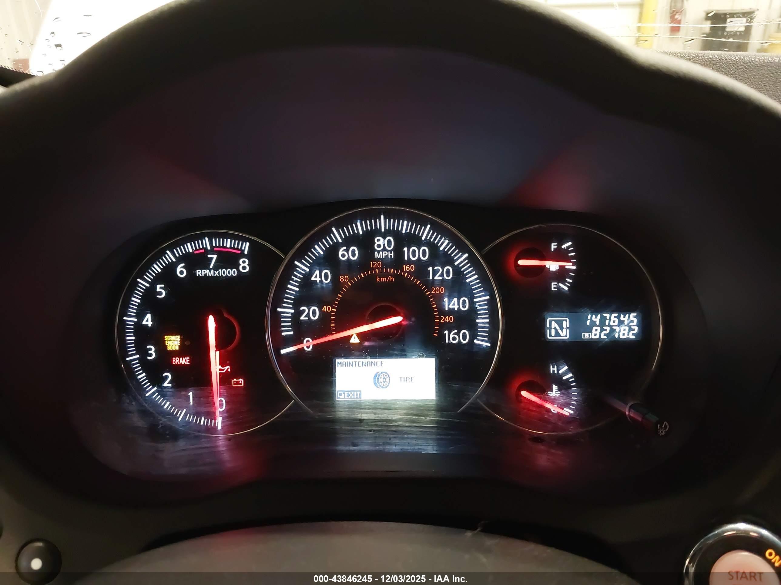 NISSAN MAXIMA image 7