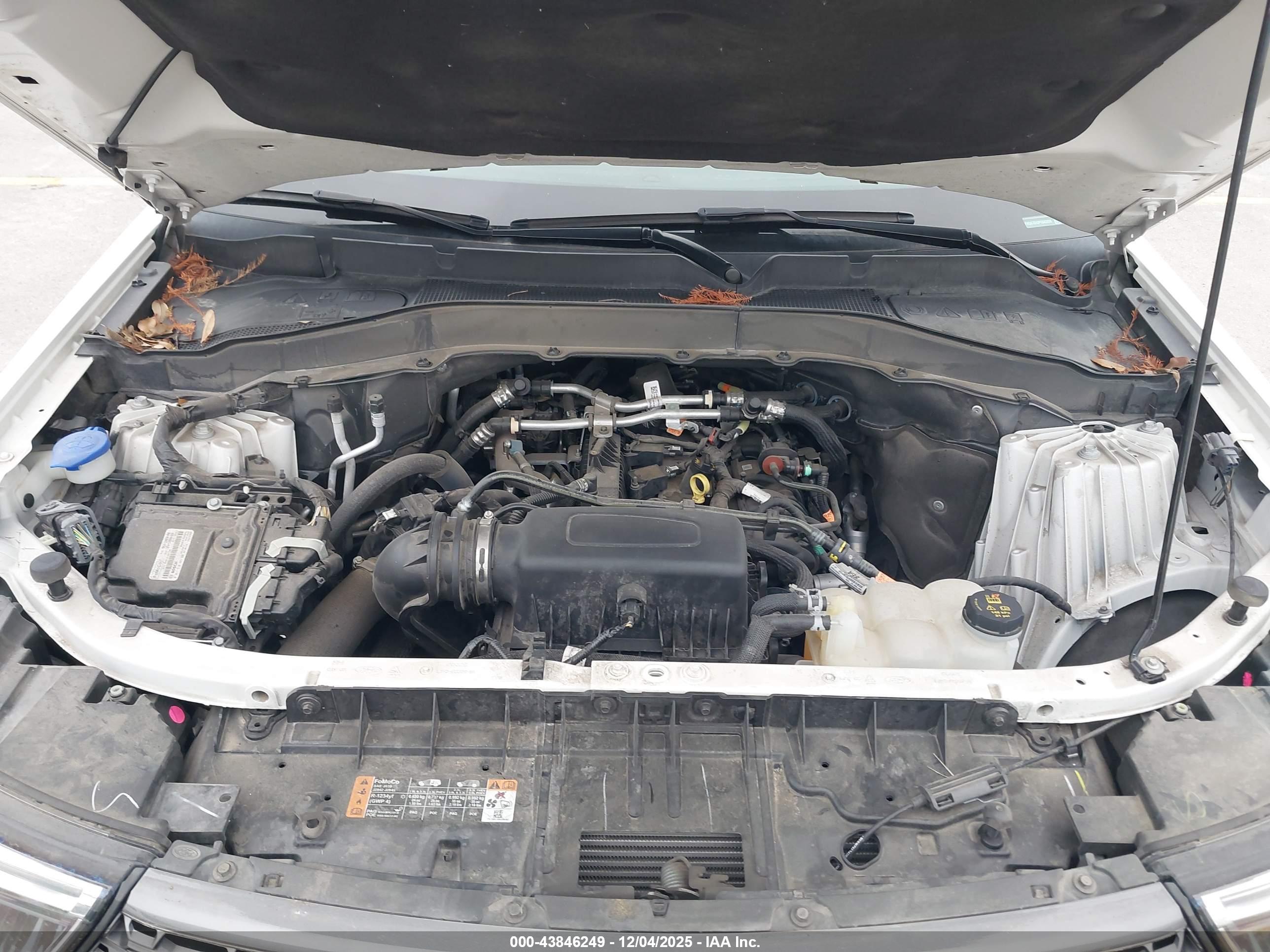FORD EXPLORER image 10