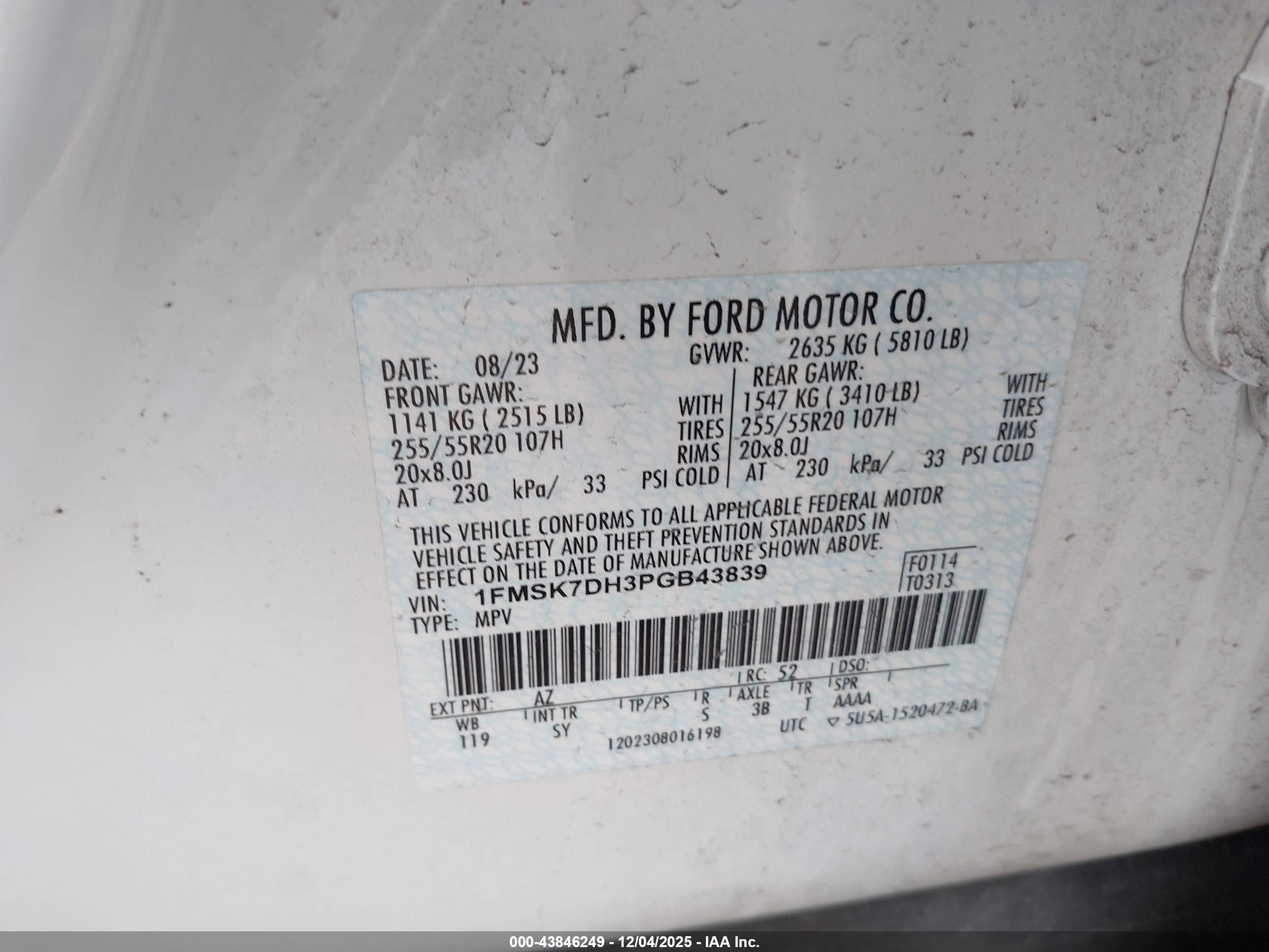 FORD EXPLORER image 9