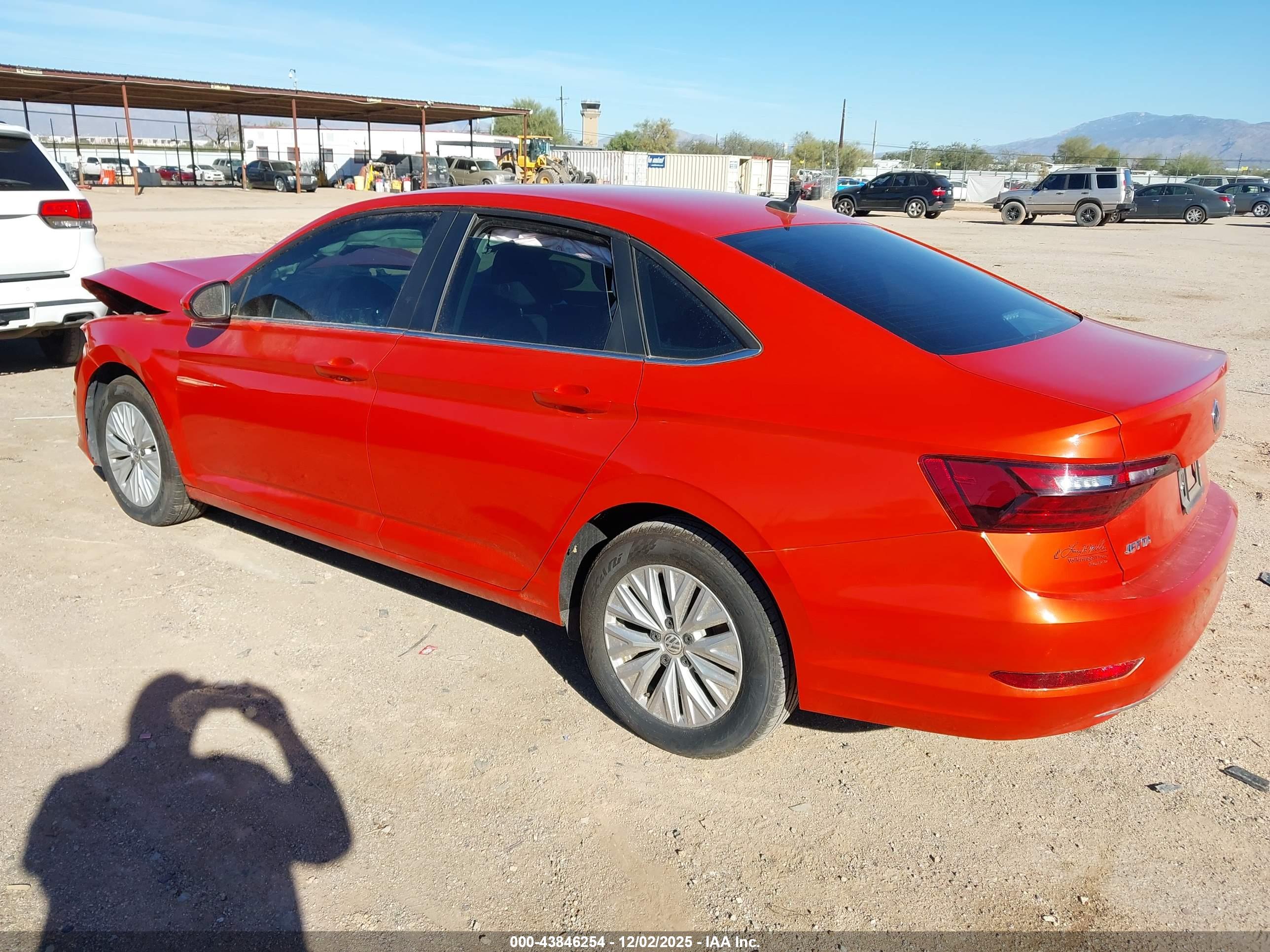VOLKSWAGEN JETTA image 3