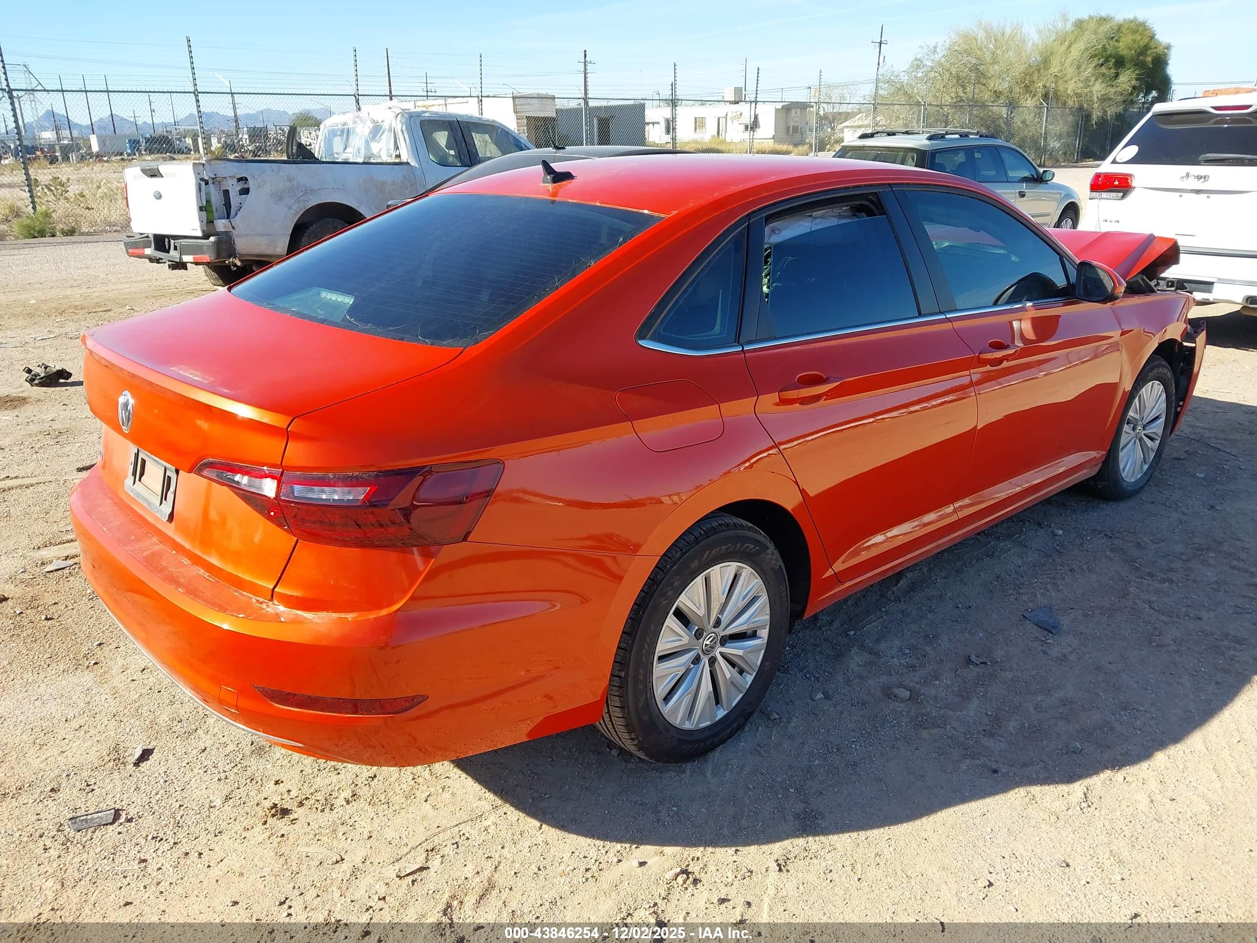 VOLKSWAGEN JETTA image 4