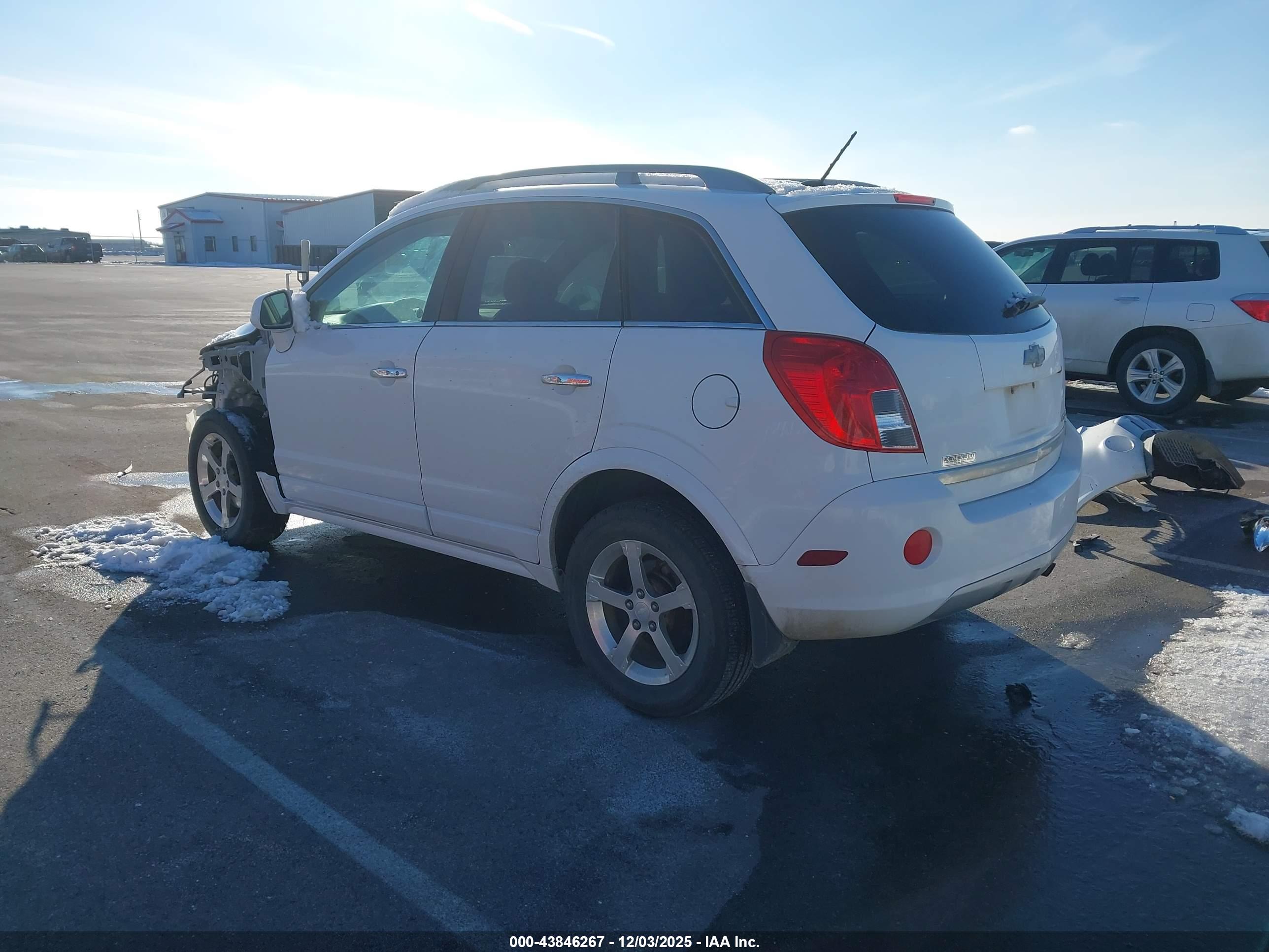 CHEVROLET CAPTIVA image 3