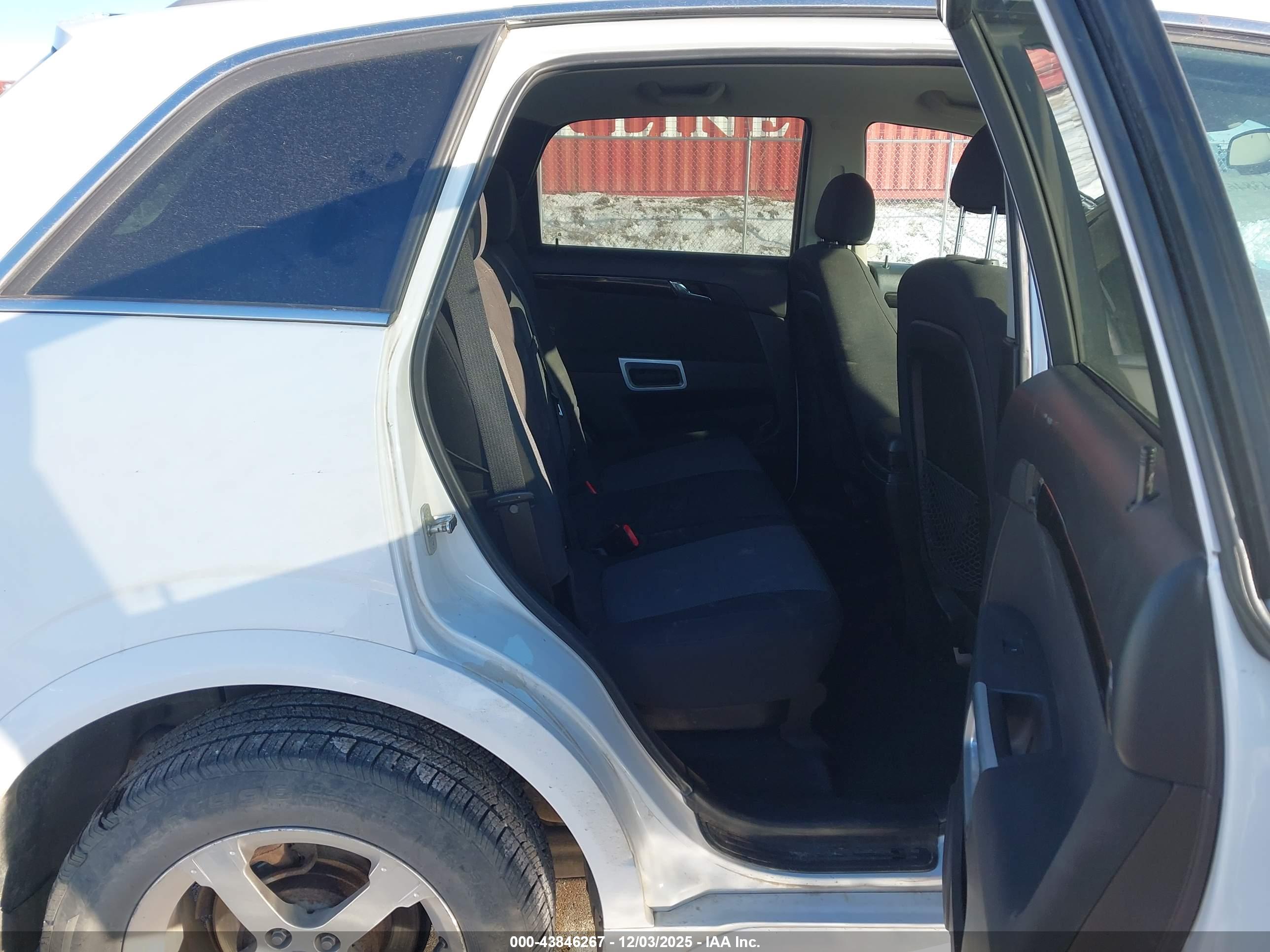 CHEVROLET CAPTIVA image 8