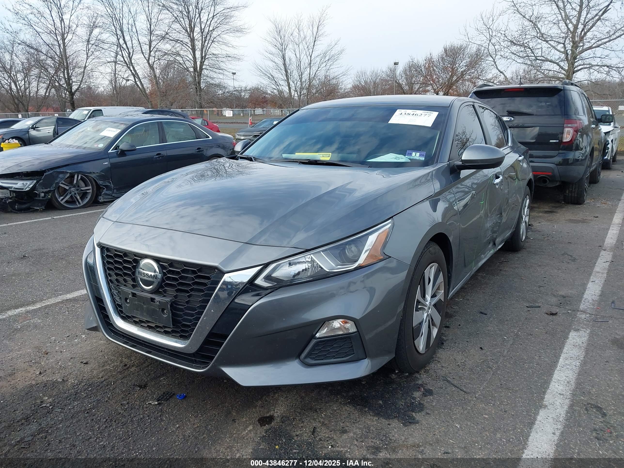 NISSAN ALTIMA image 2