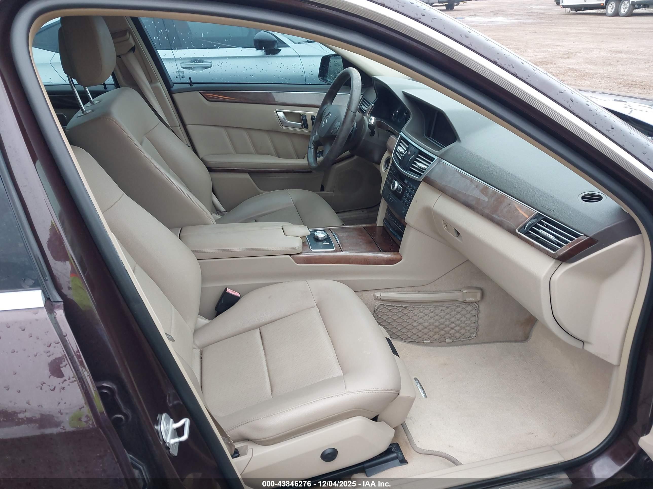 MERCEDES-BENZ E image 5