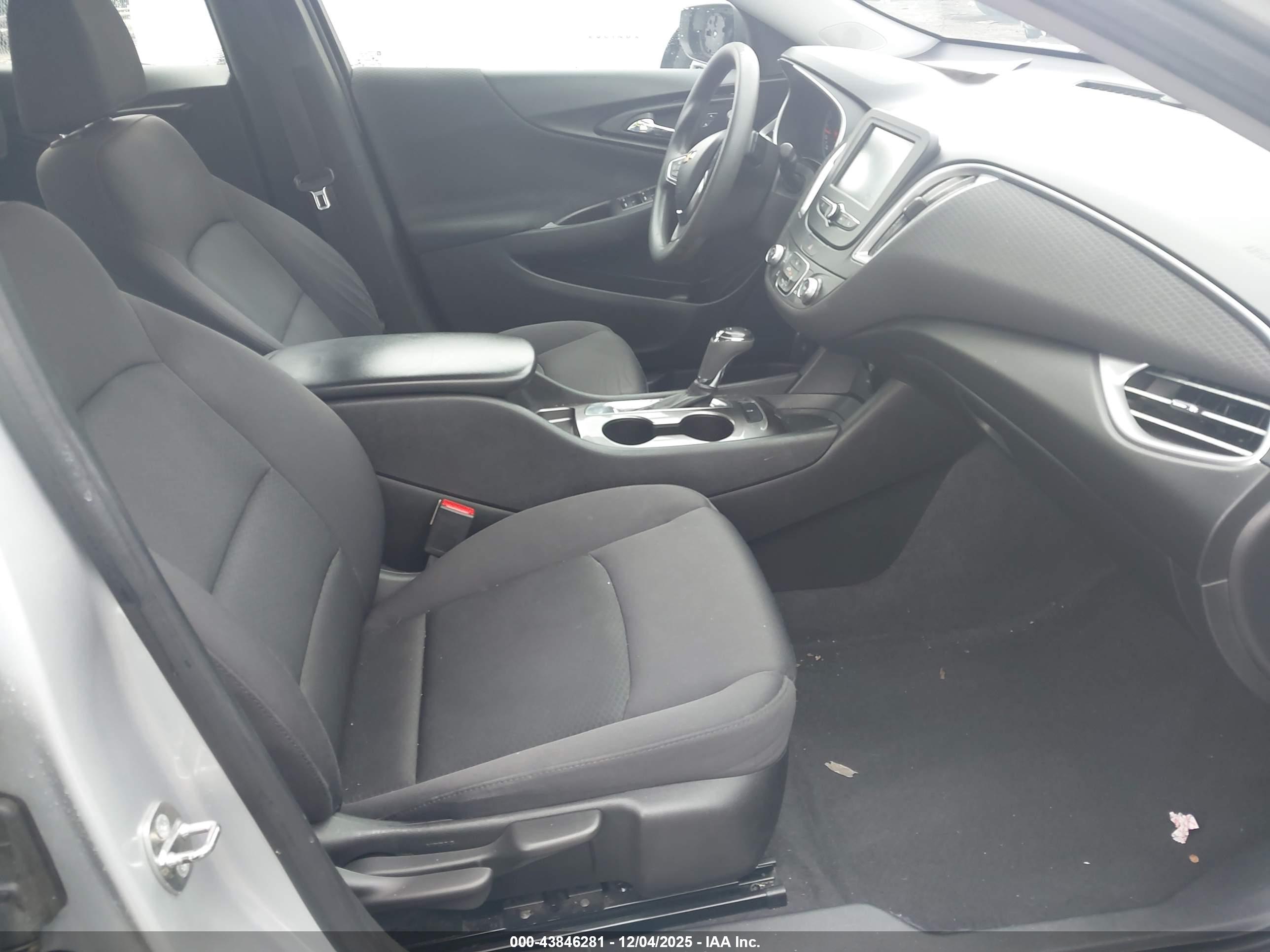 CHEVROLET MALIBU image 5