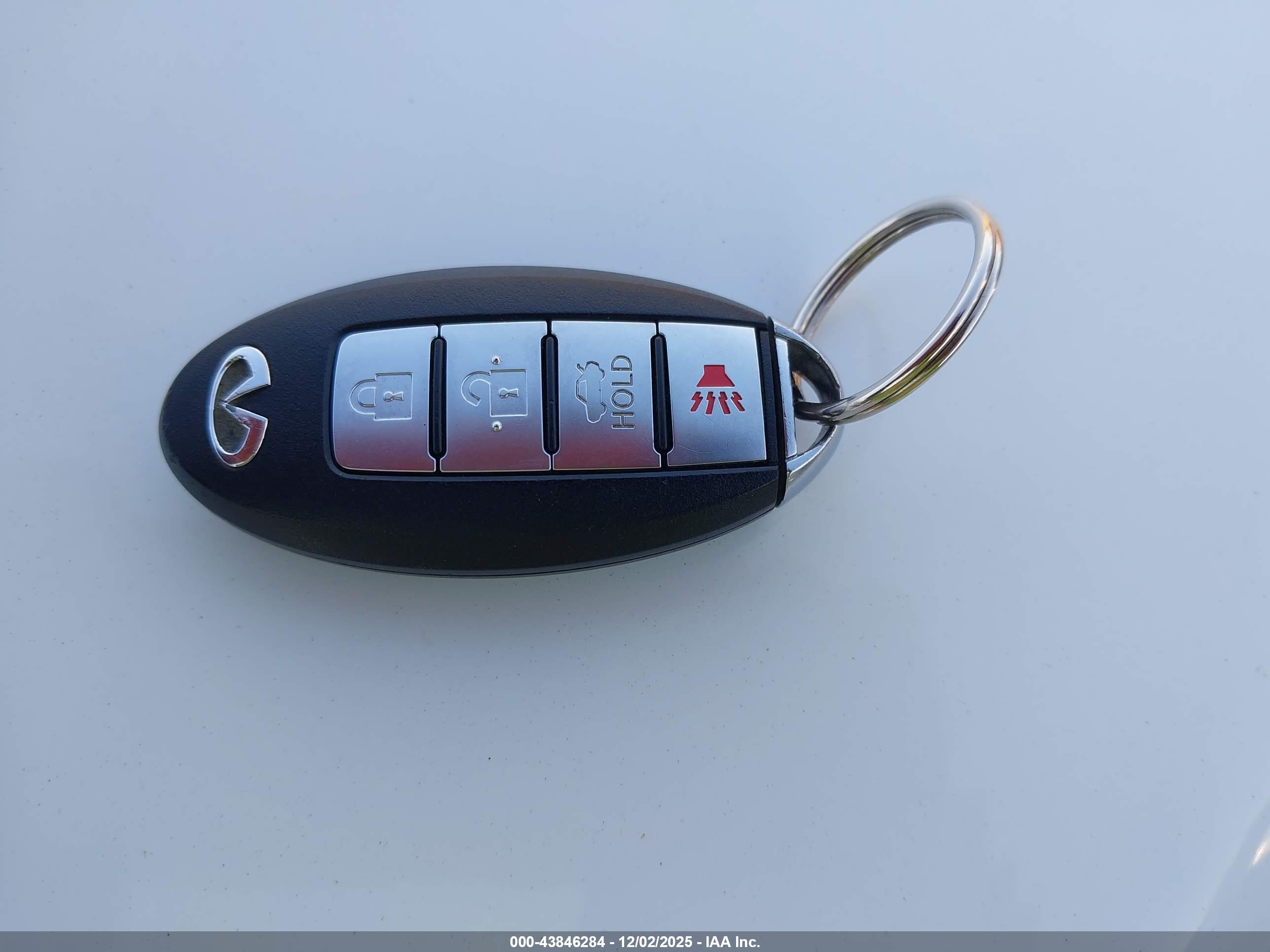 INFINITI M45 image 11