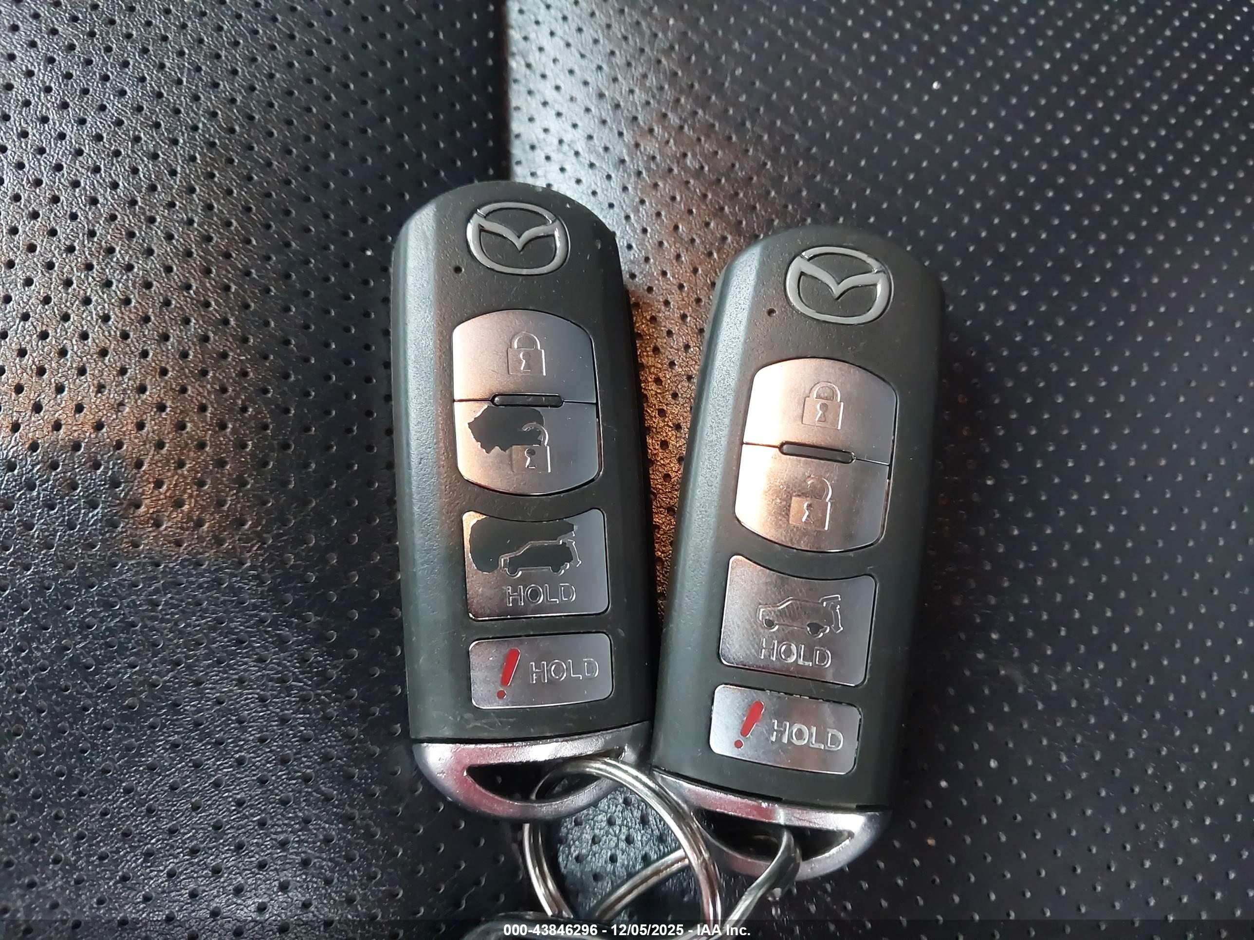 MAZDA CX-9 image 11
