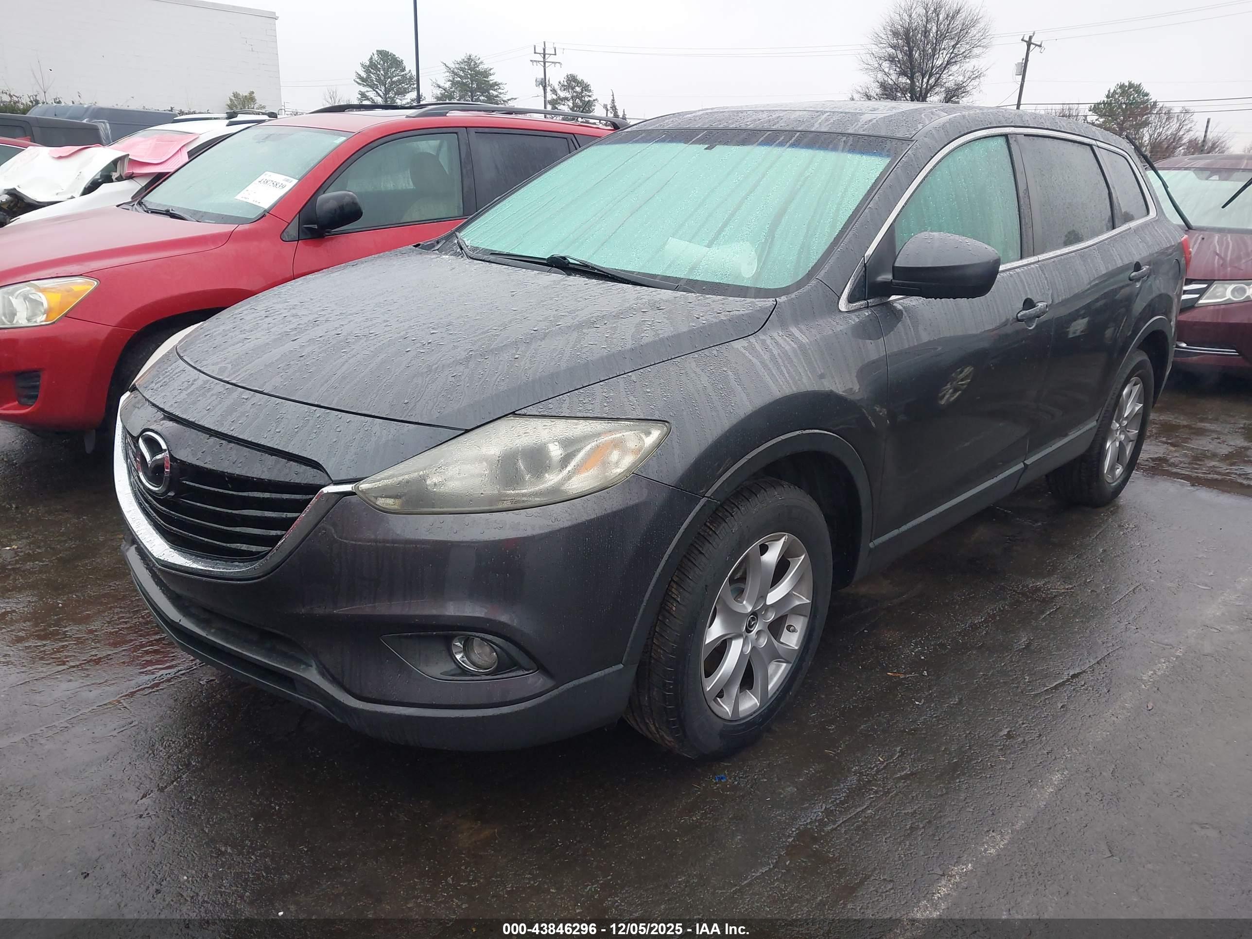 MAZDA CX-9 image 2