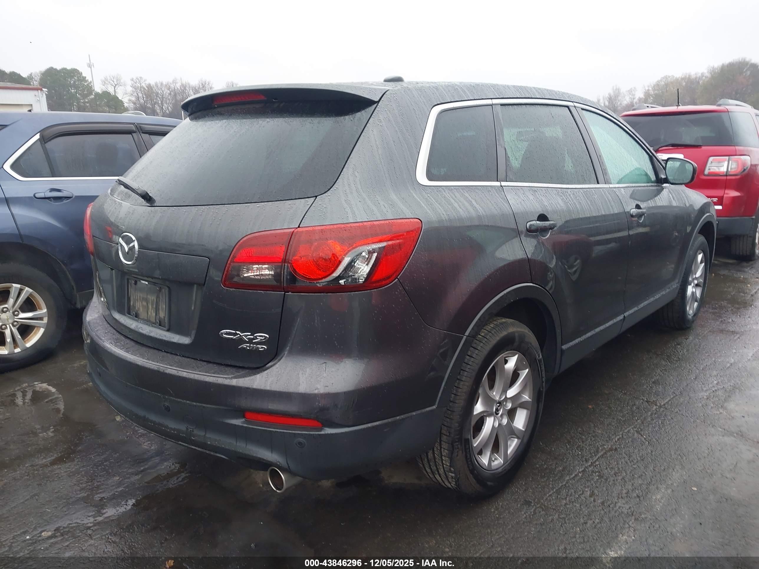 MAZDA CX-9 image 4