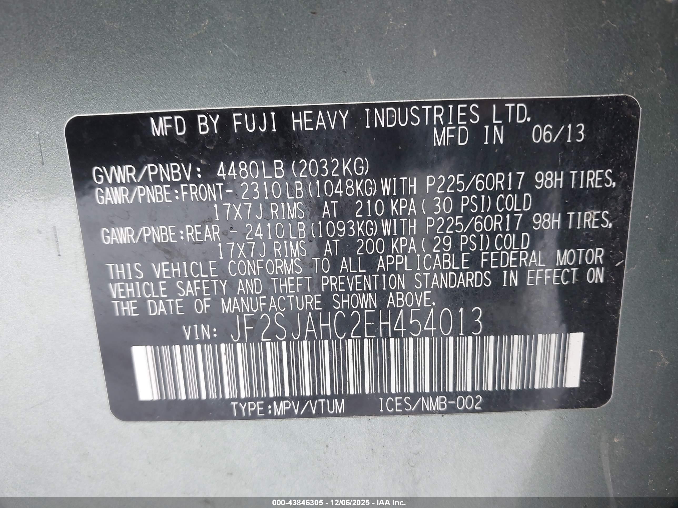 SUBARU FORESTER image 9
