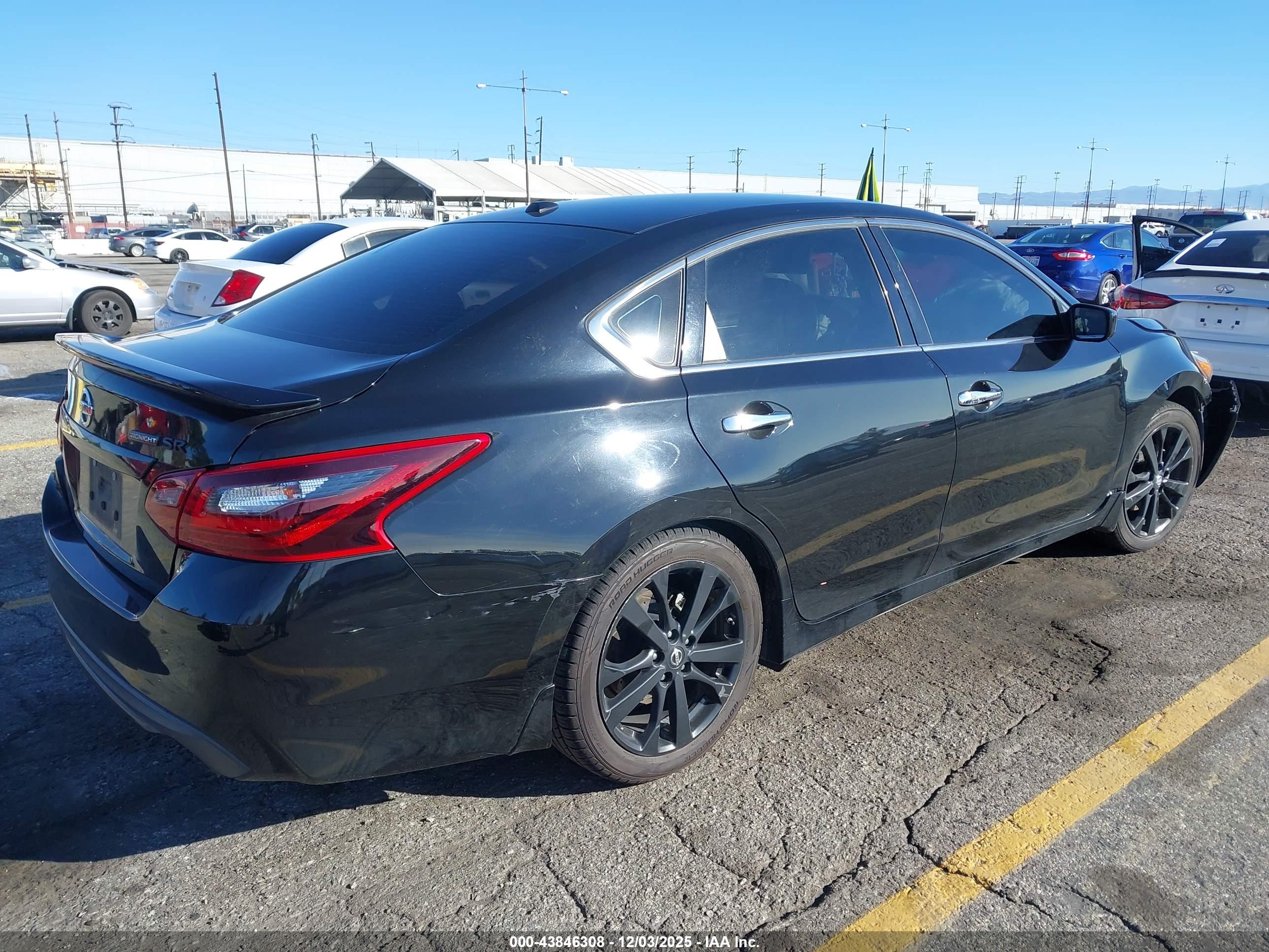 NISSAN ALTIMA image 4