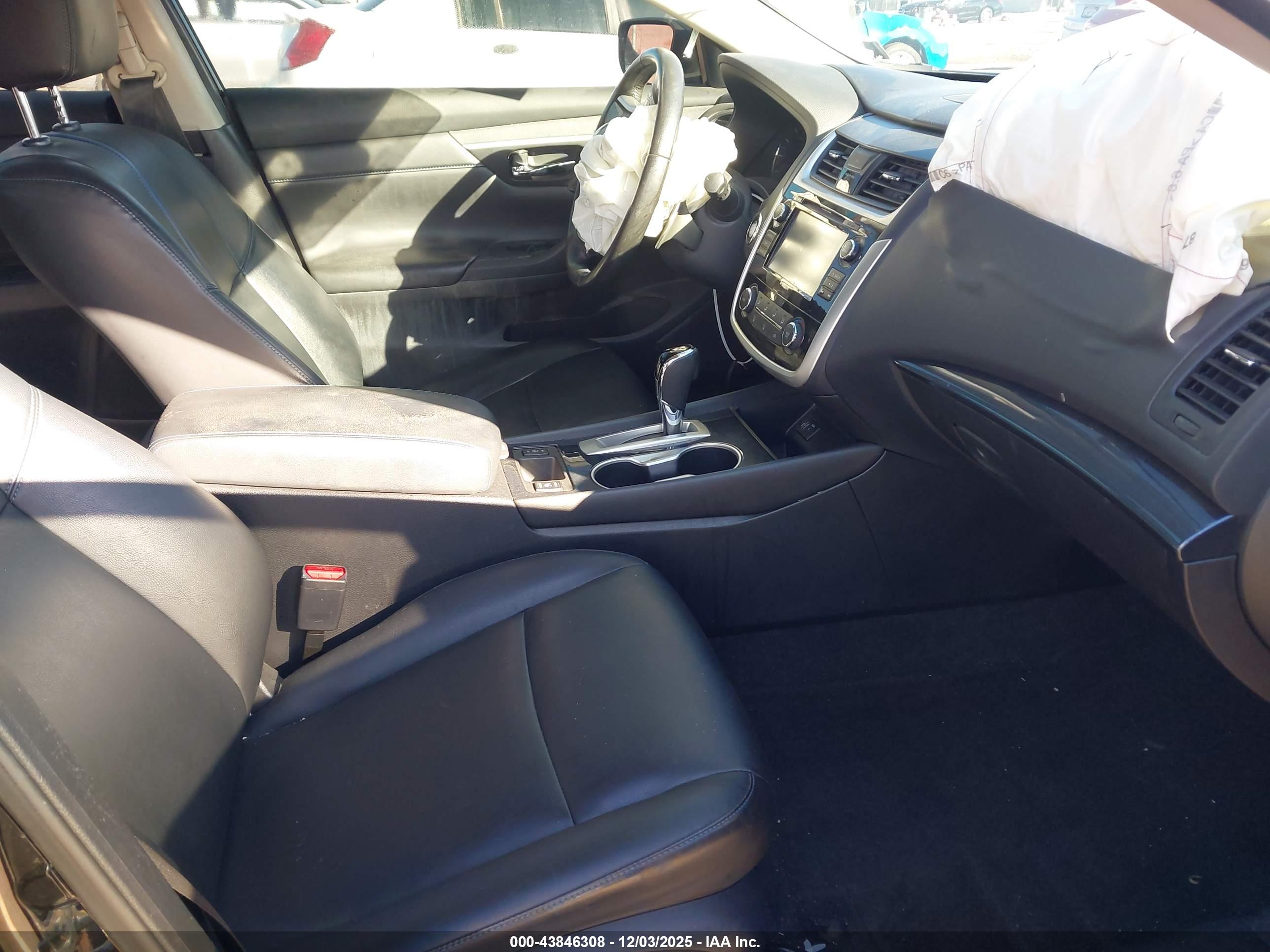 NISSAN ALTIMA image 5