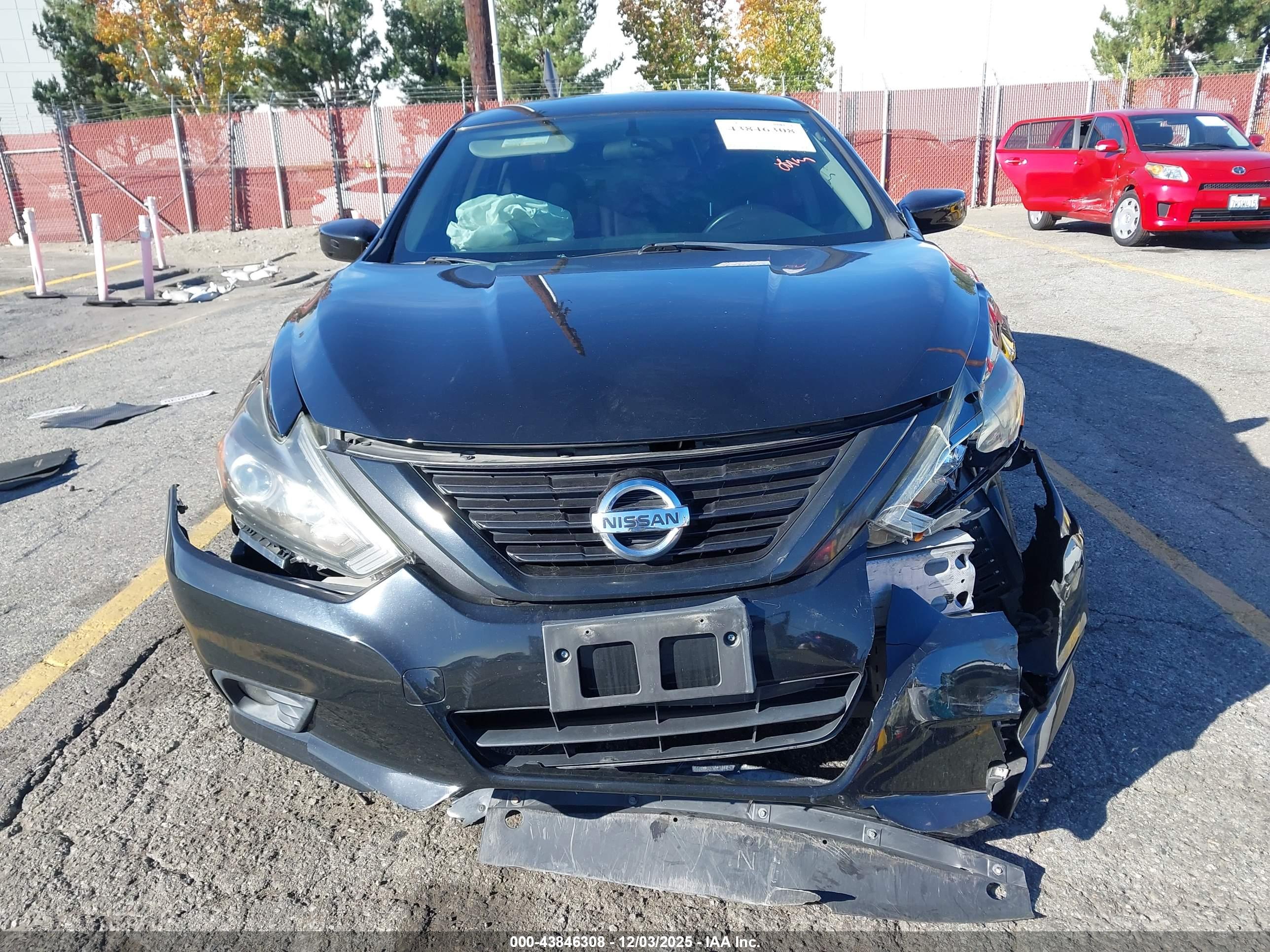 NISSAN ALTIMA image 6