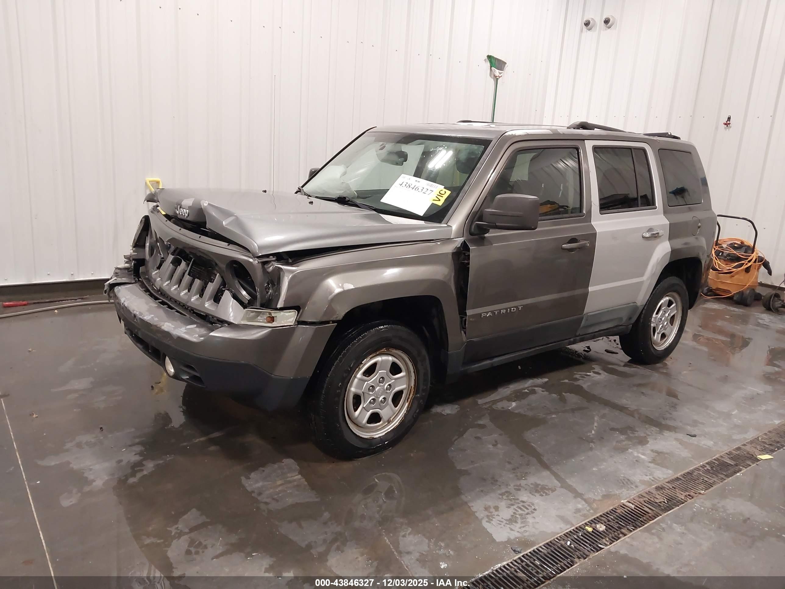 JEEP PATRIOT image 2