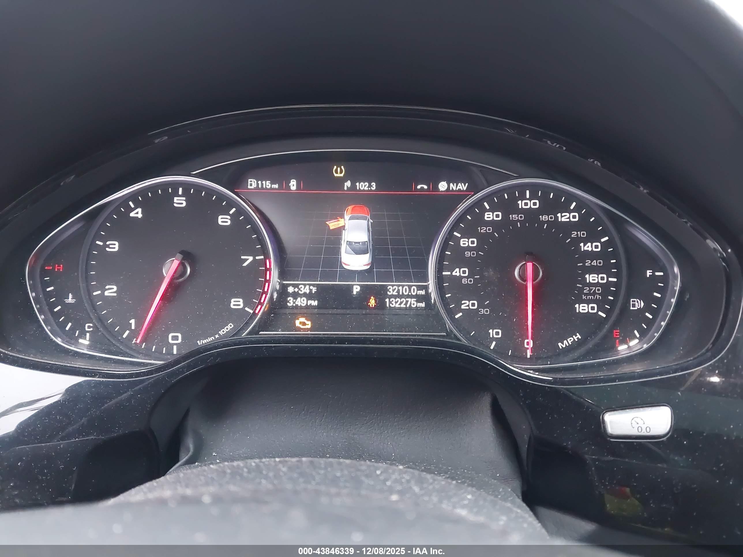 AUDI A8 image 7