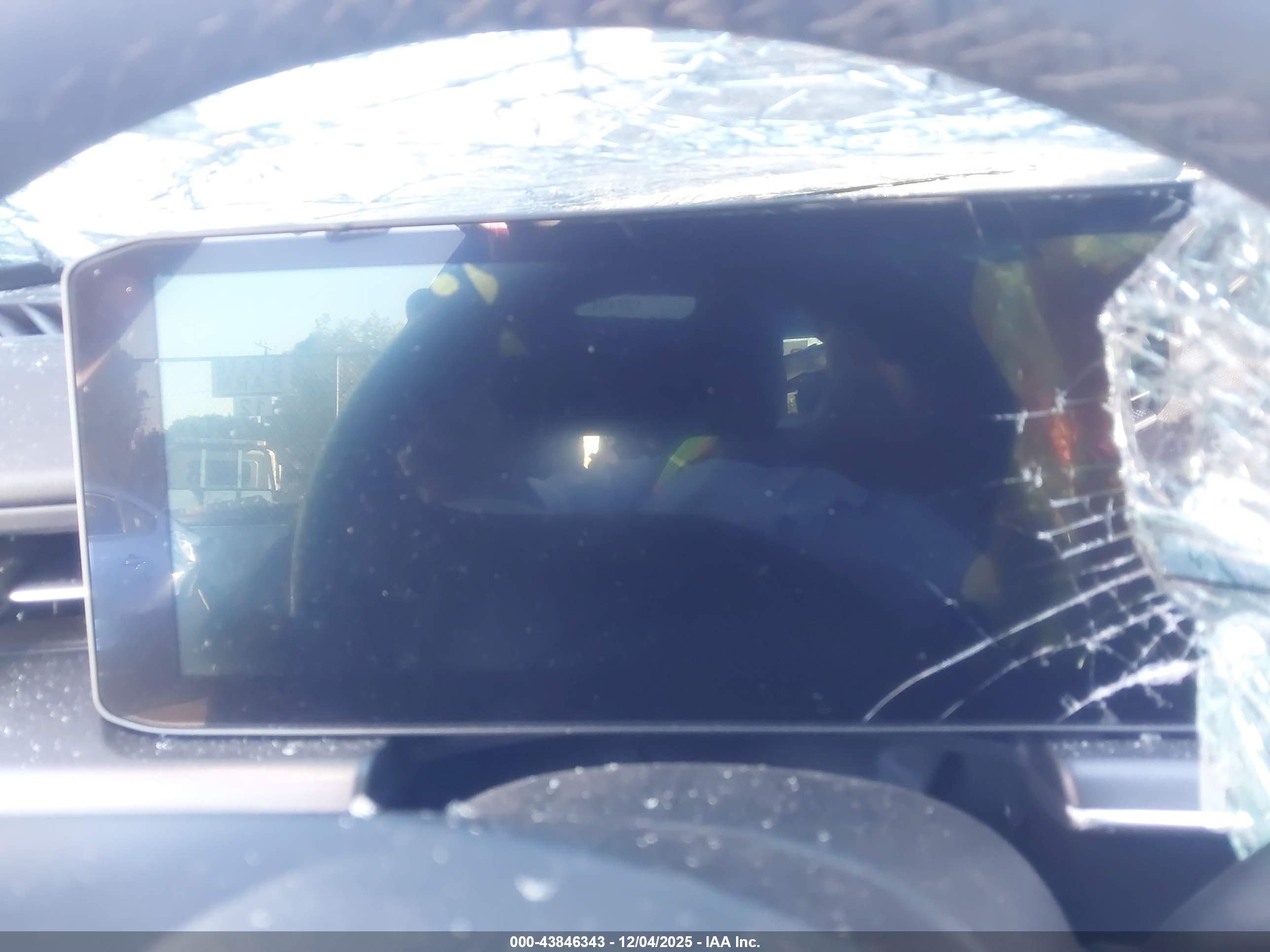 KIA K5 image 7
