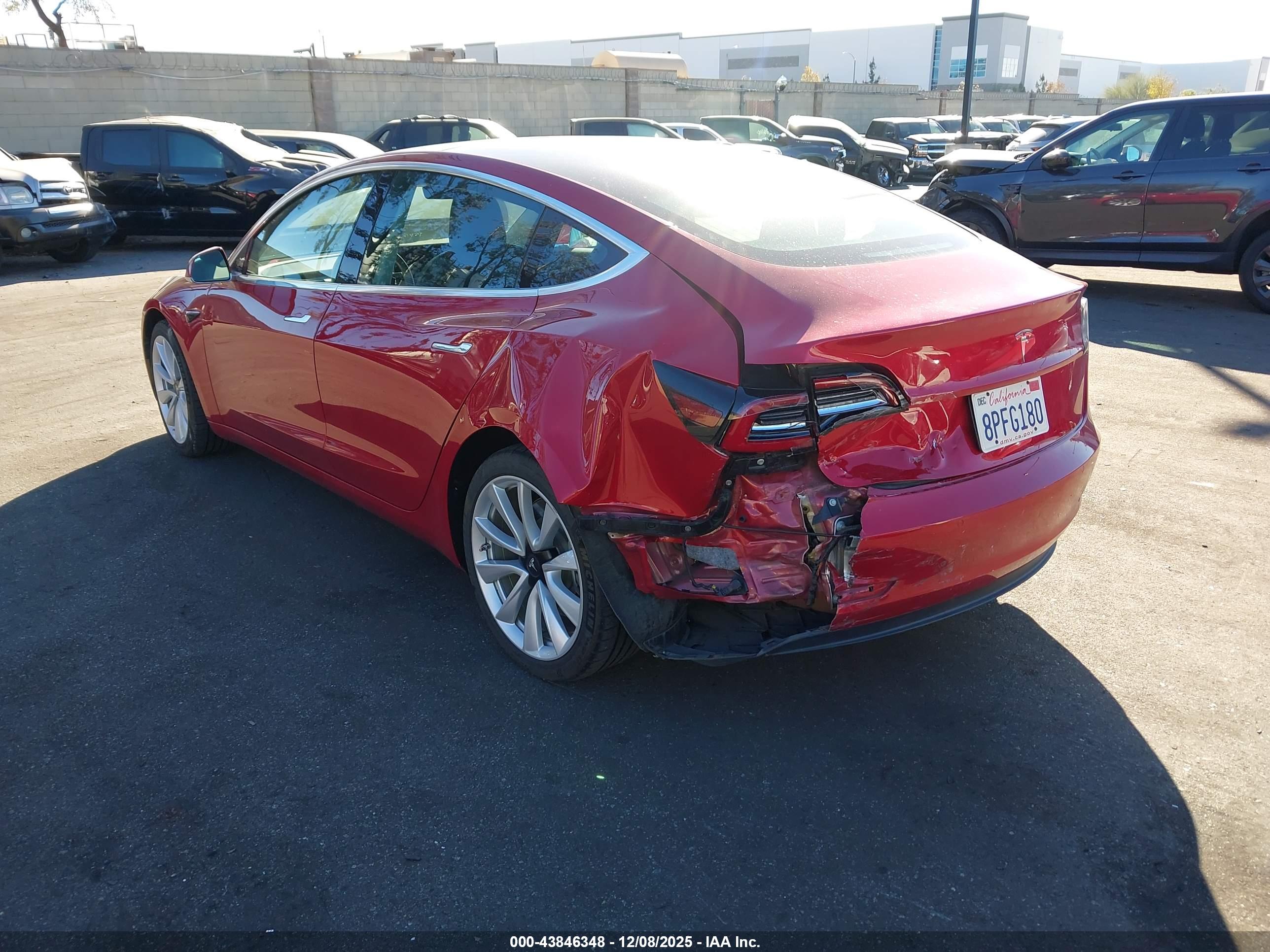 TESLA MODEL image 3