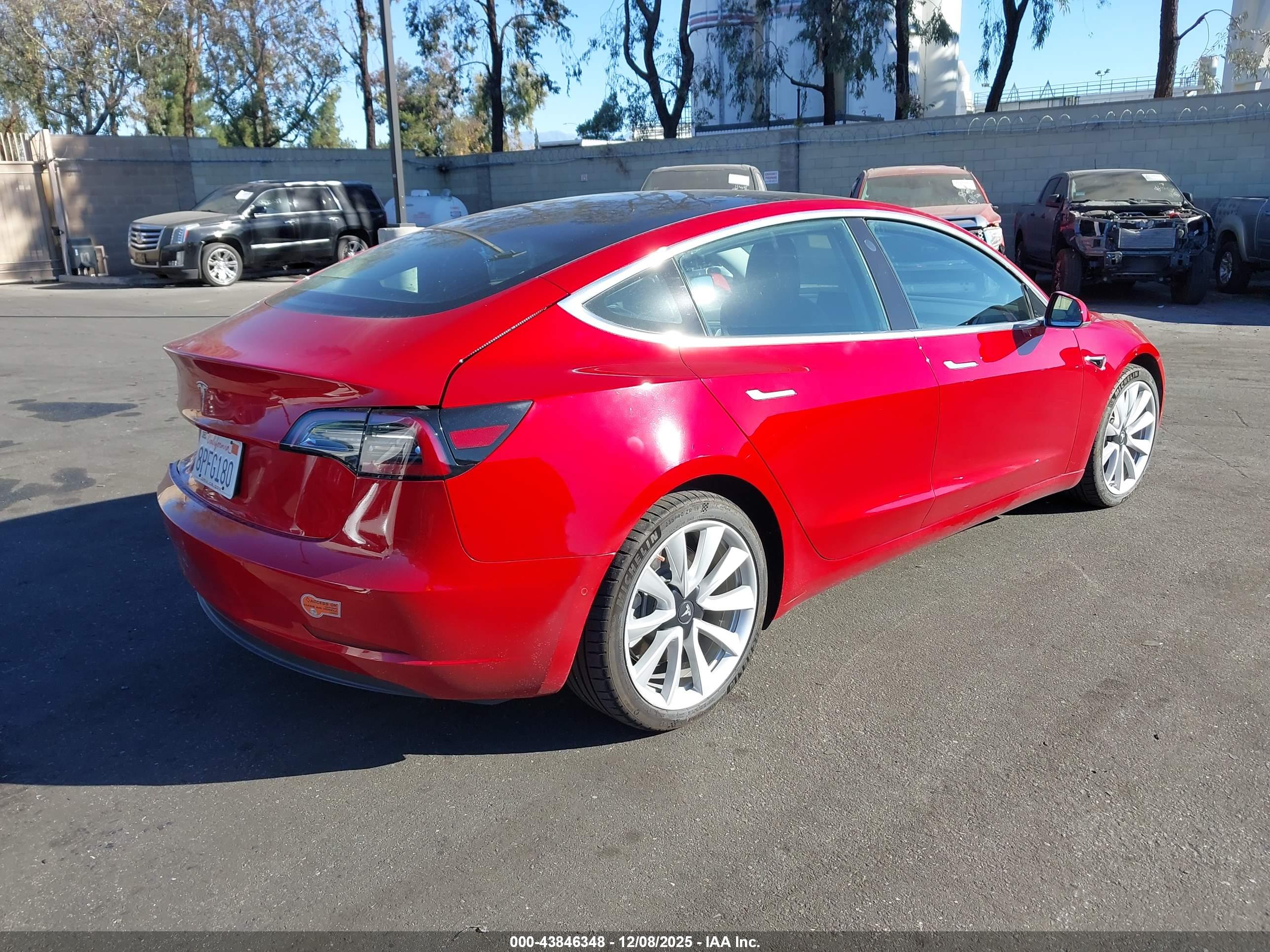 TESLA MODEL image 4