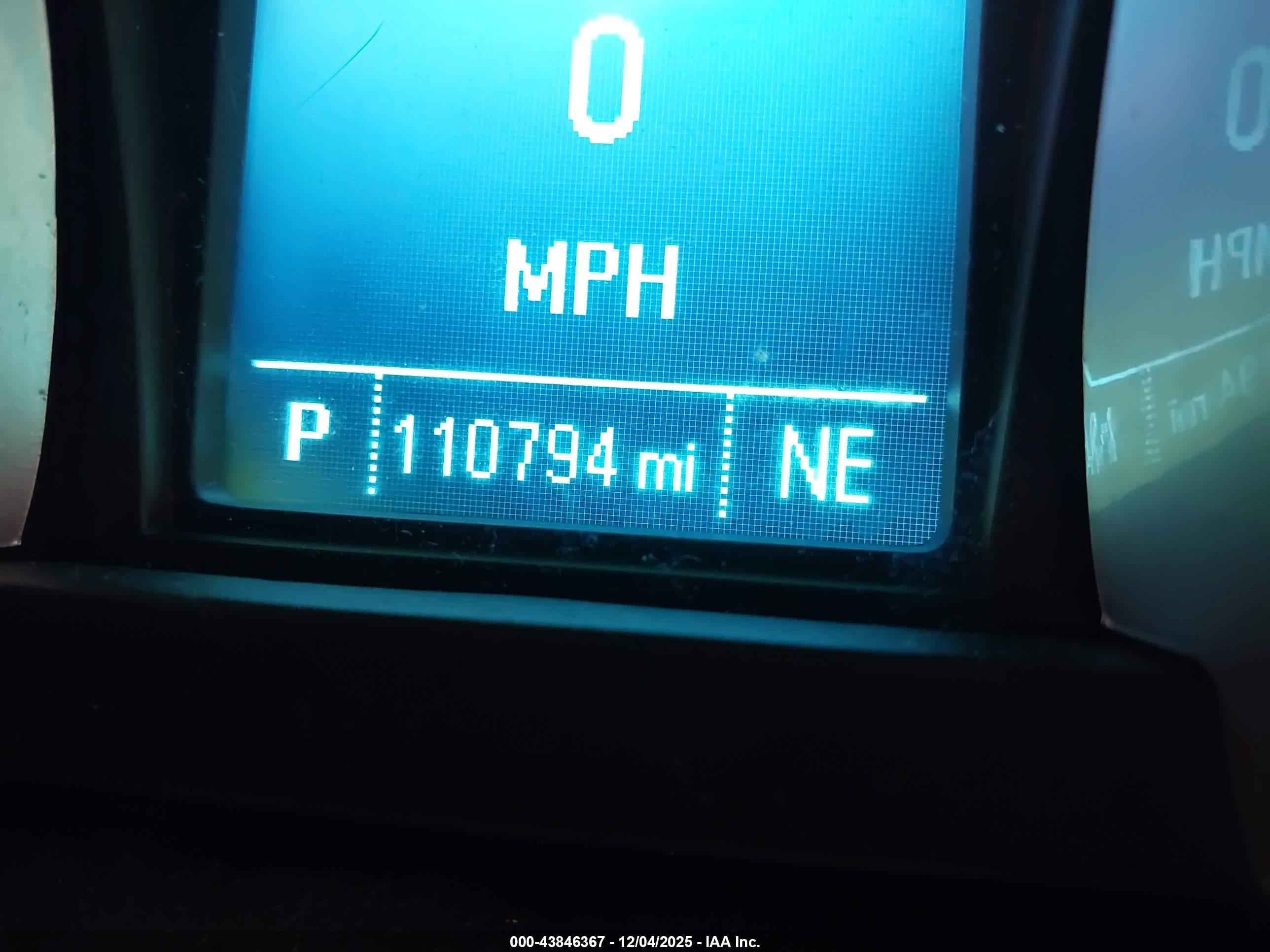 CHEVROLET EQUINOX image 6