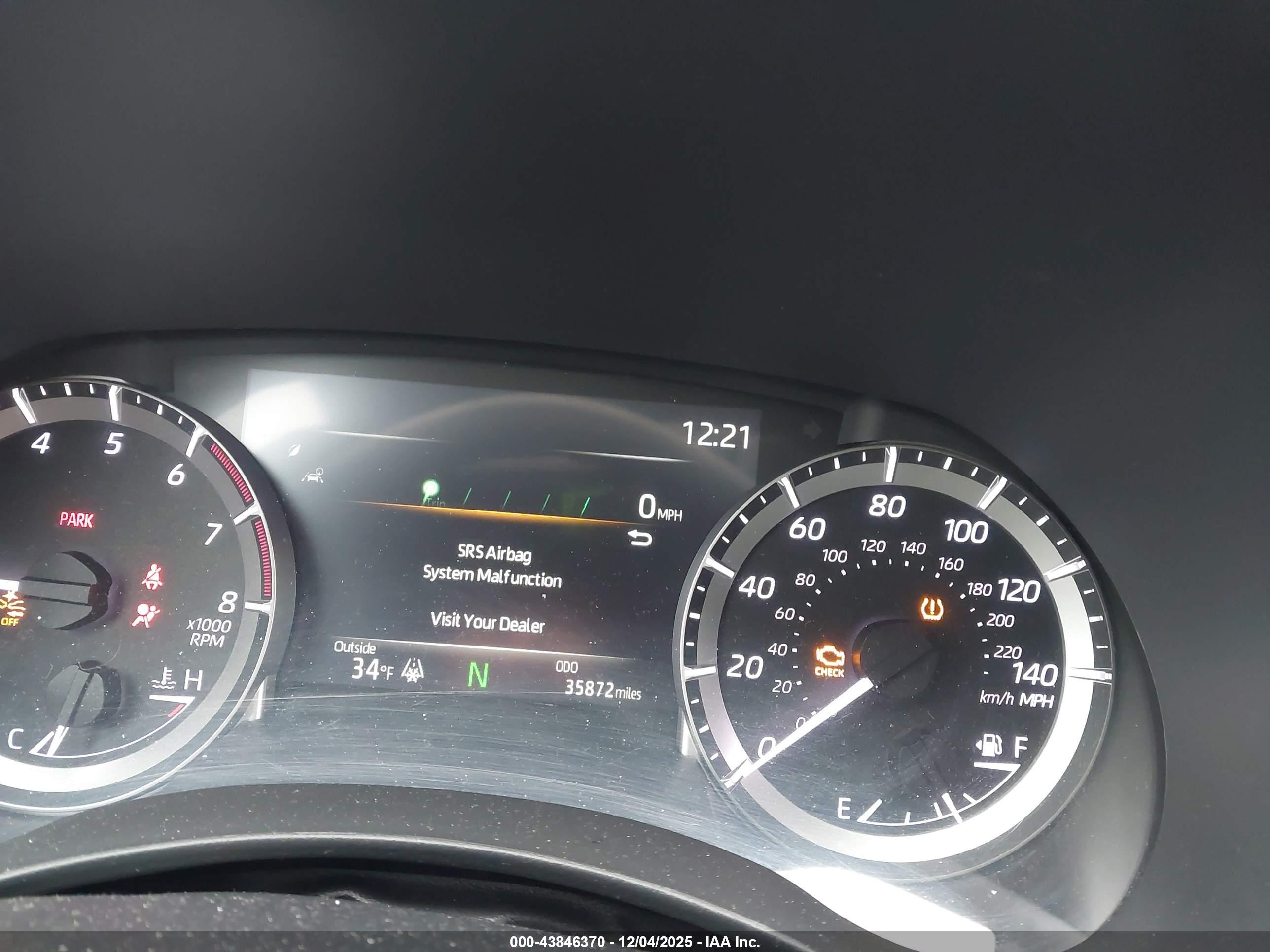 TOYOTA HIGHLANDER image 7
