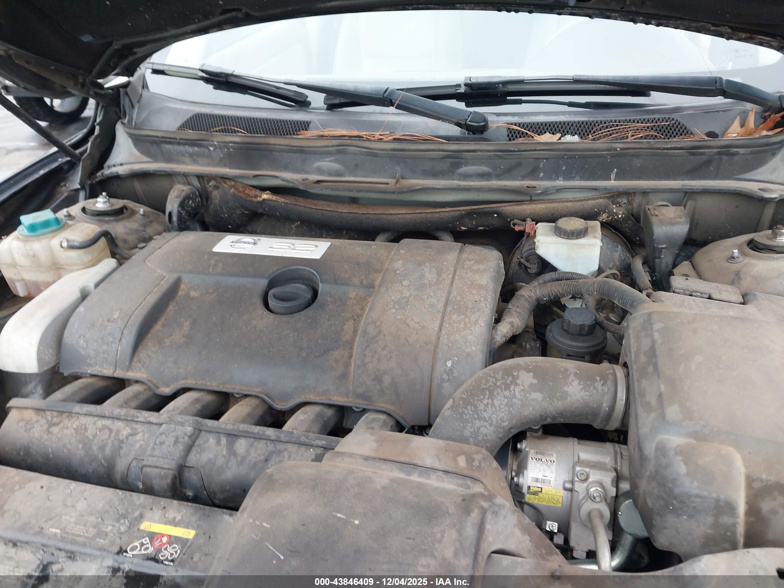VOLVO XC90 image 10