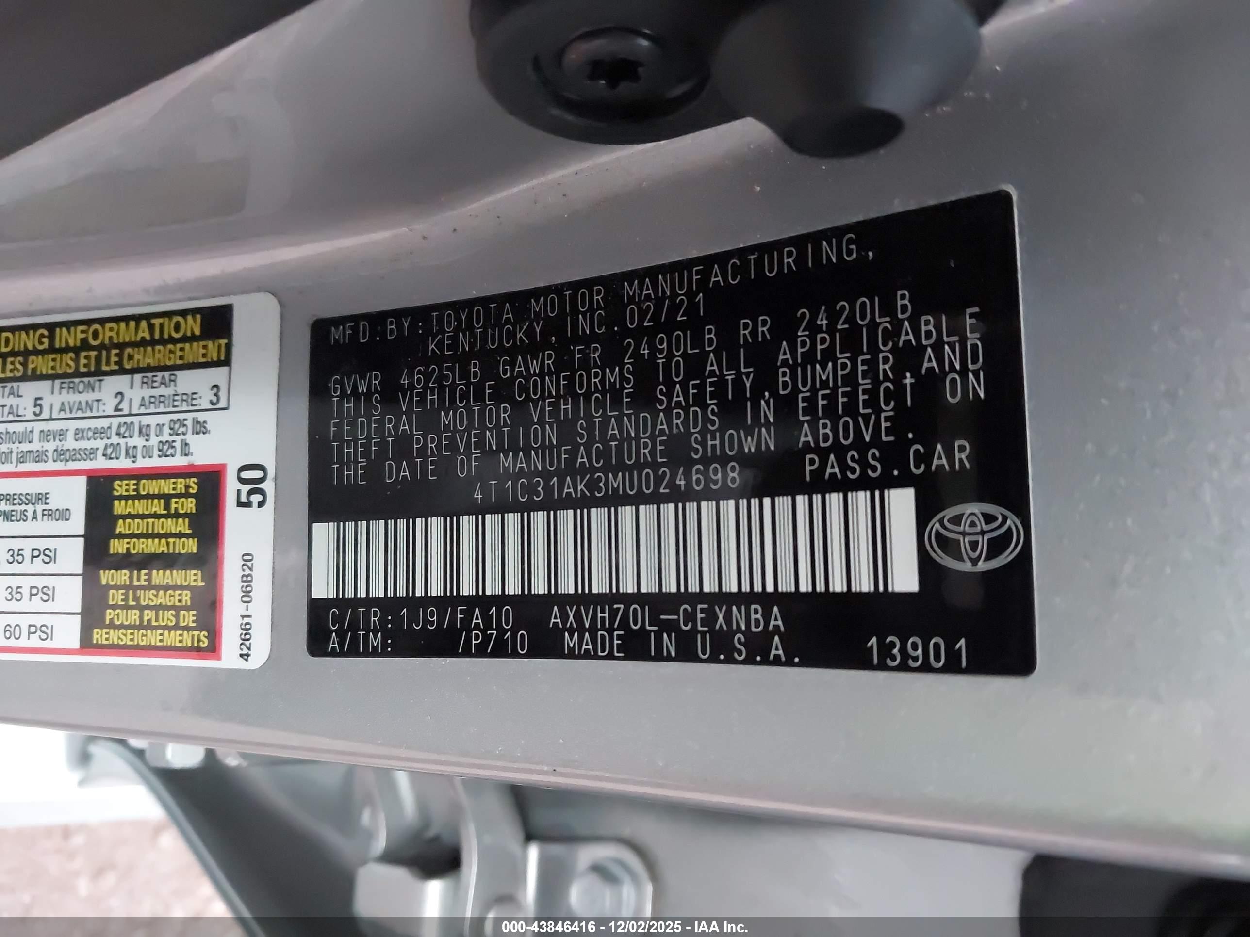 TOYOTA CAMRY image 9