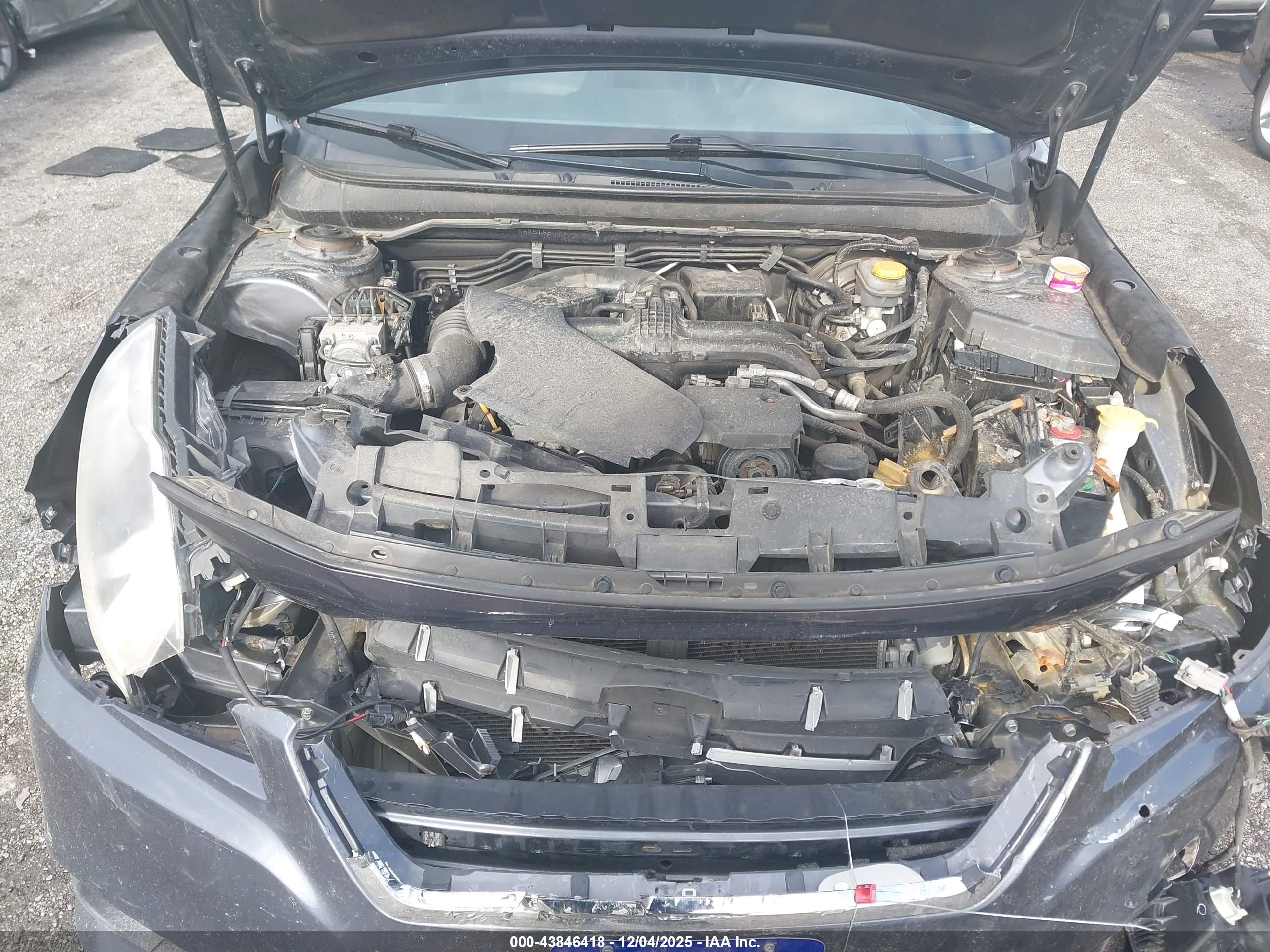 SUBARU LEGACY image 10