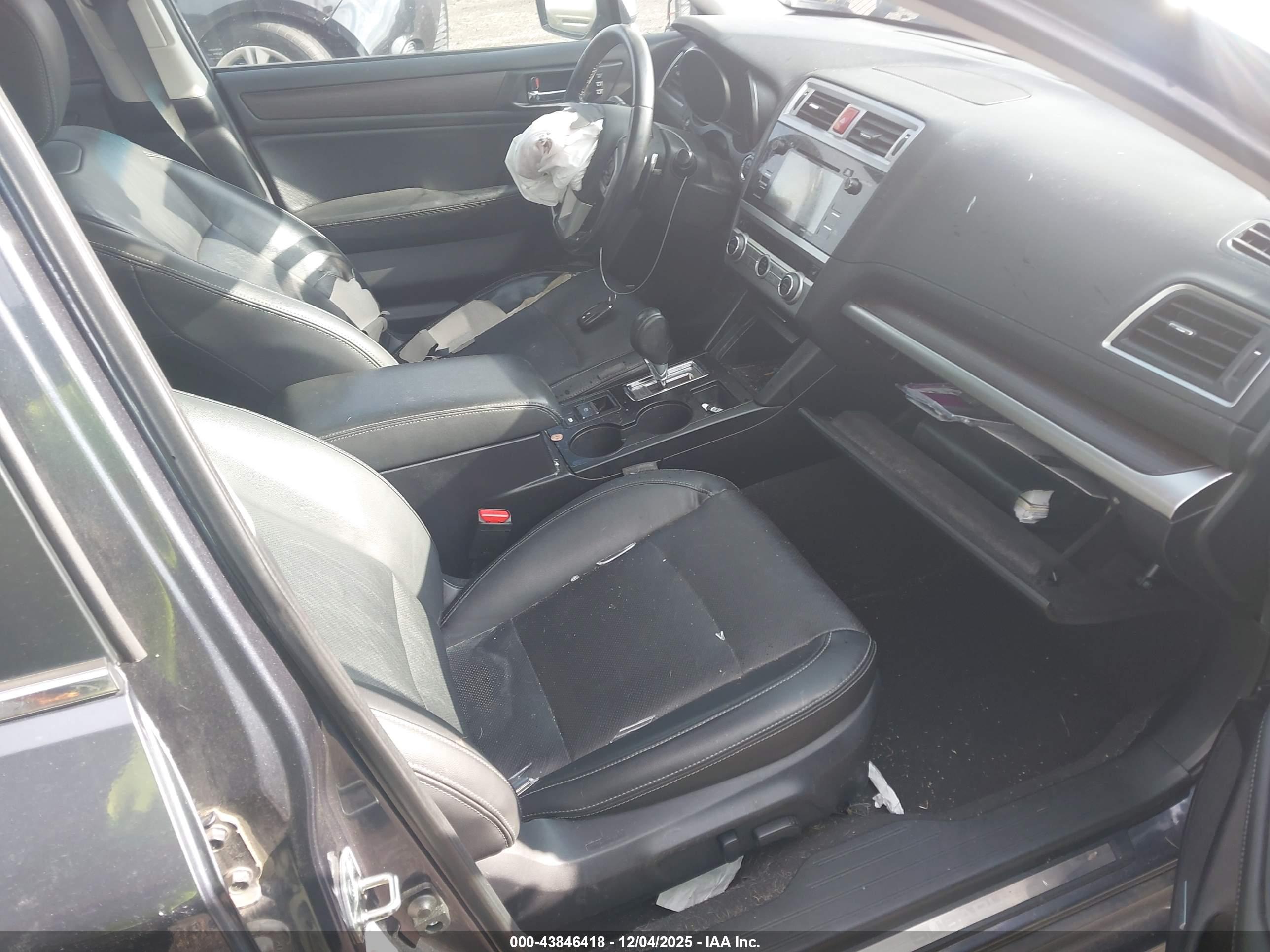 SUBARU LEGACY image 5