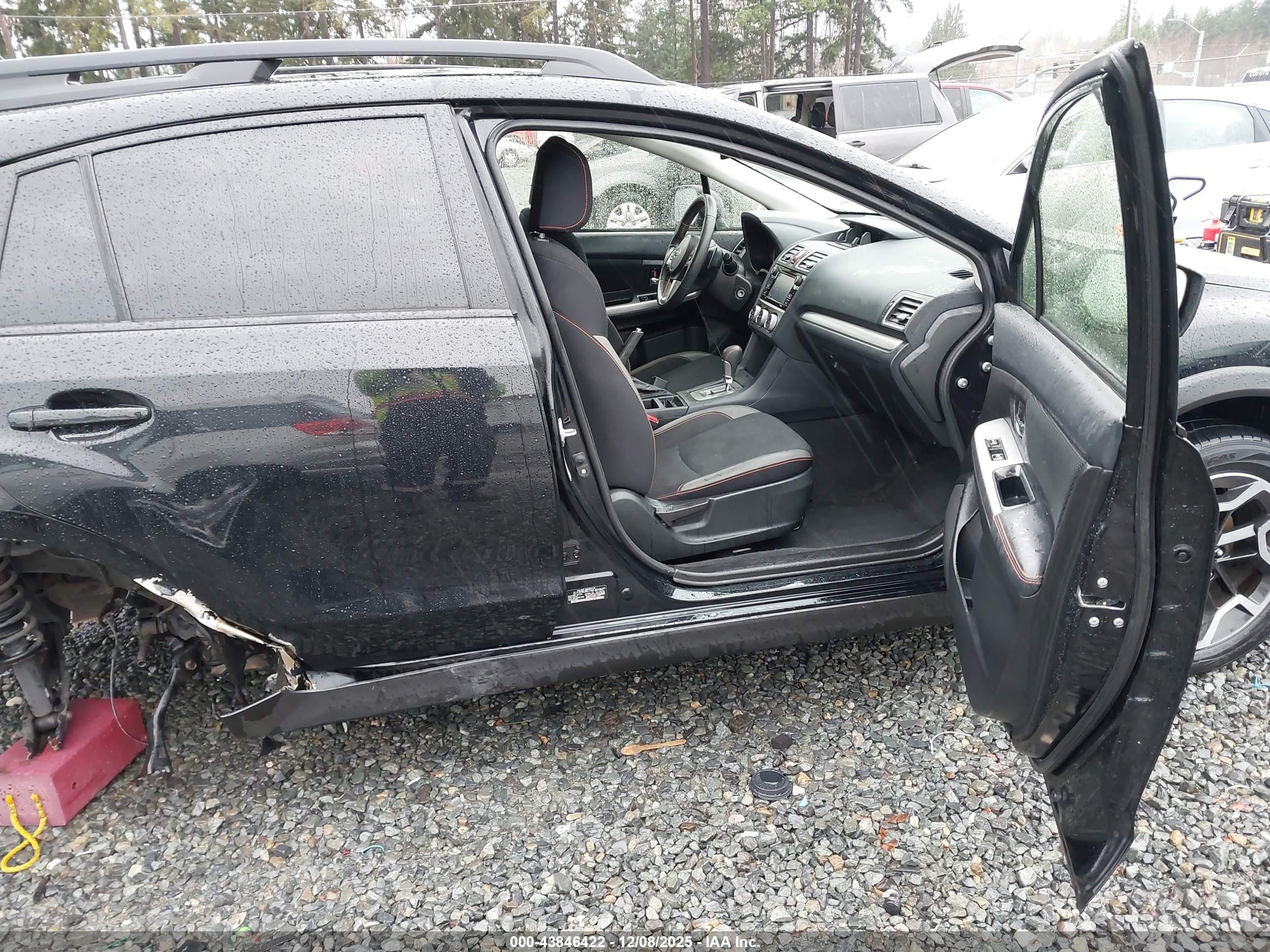 SUBARU CROSSTREK image 5