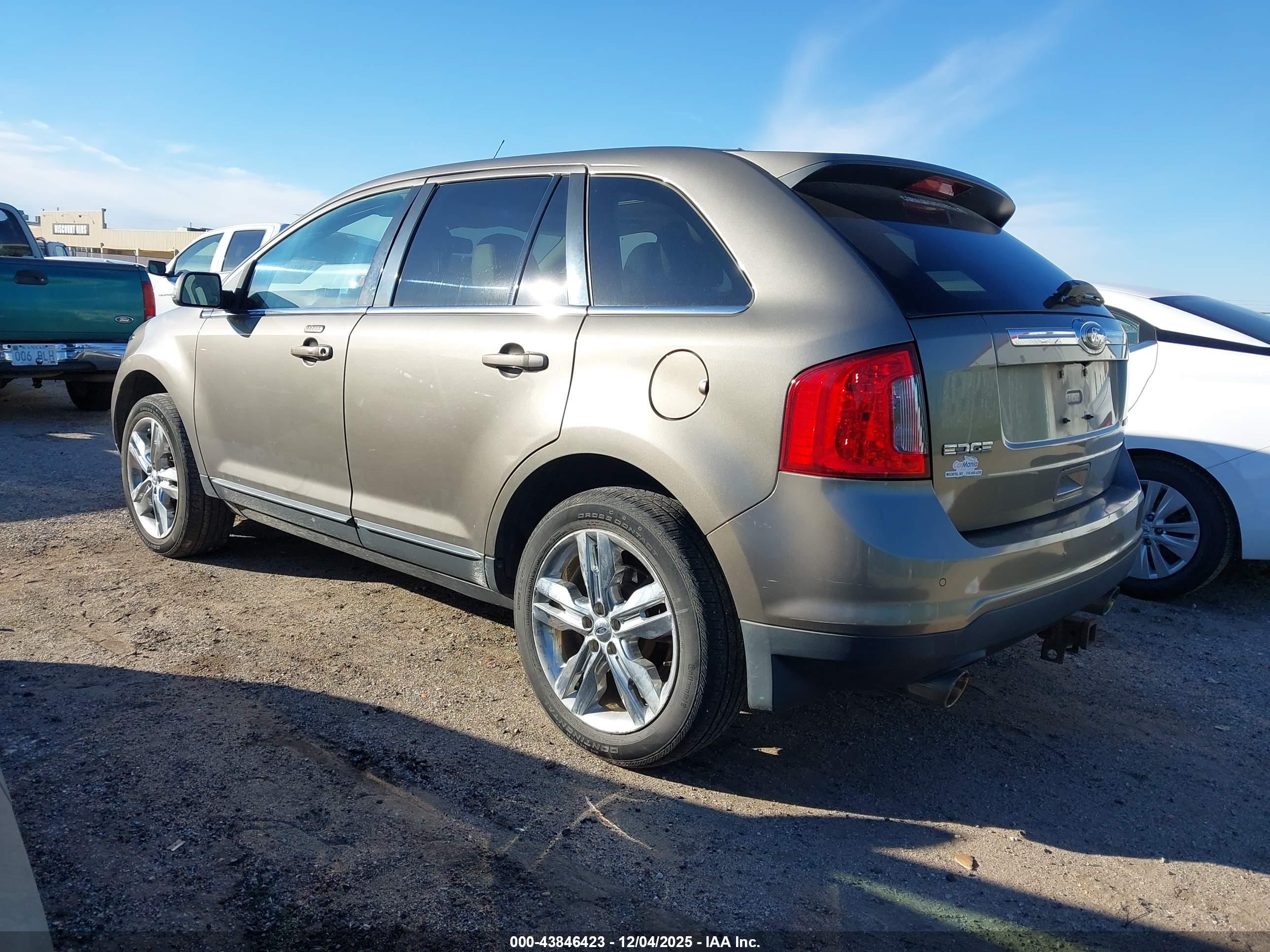 FORD EDGE image 3