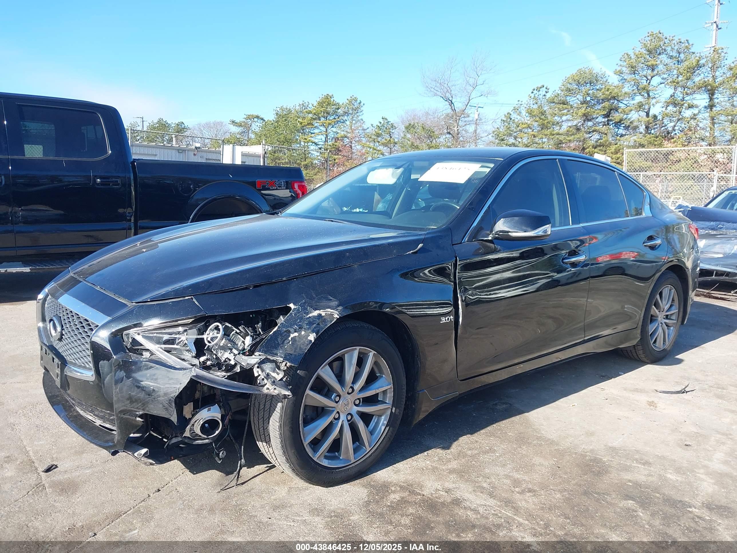 INFINITI Q50 image 6