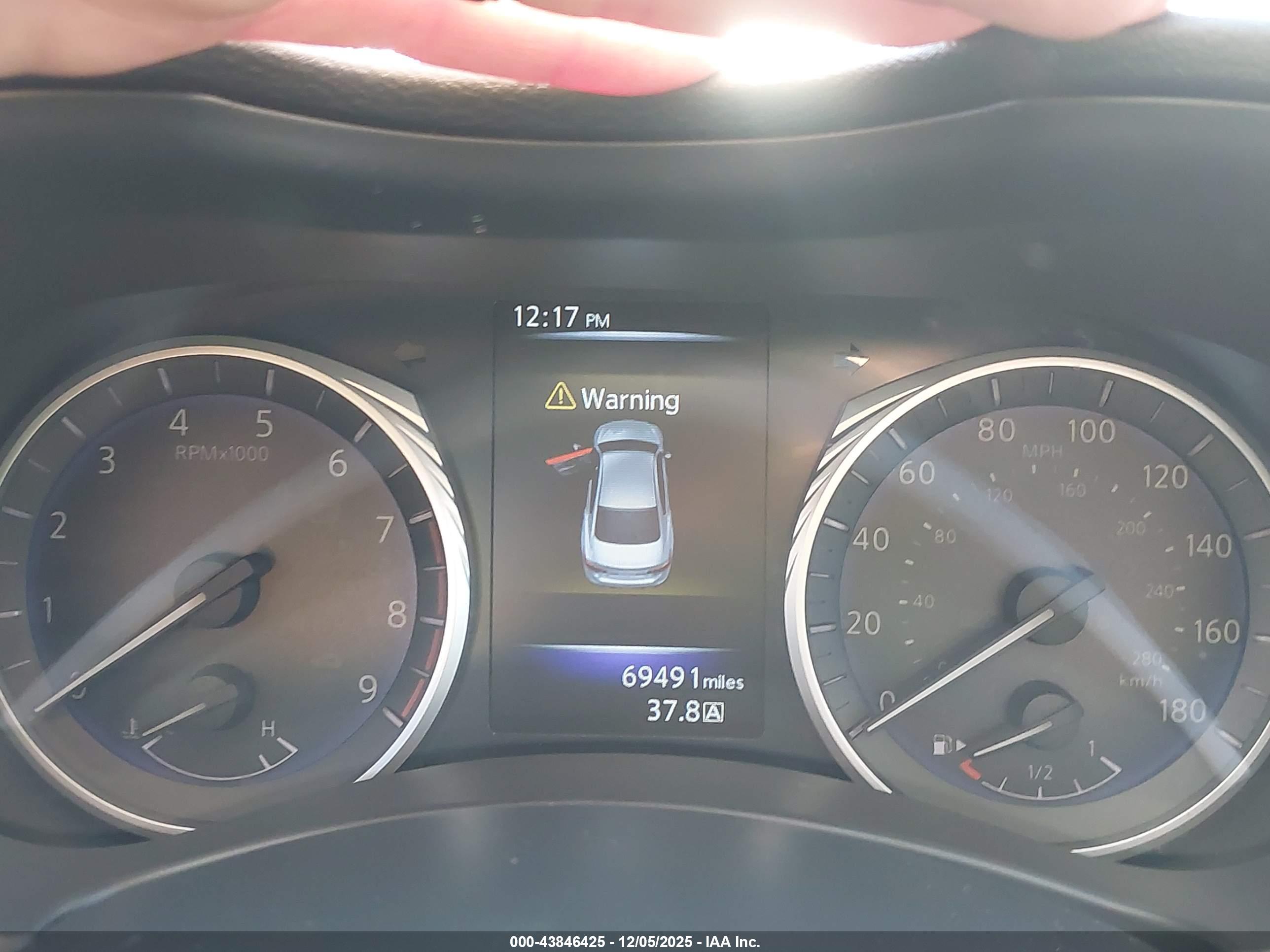 INFINITI Q50 image 7