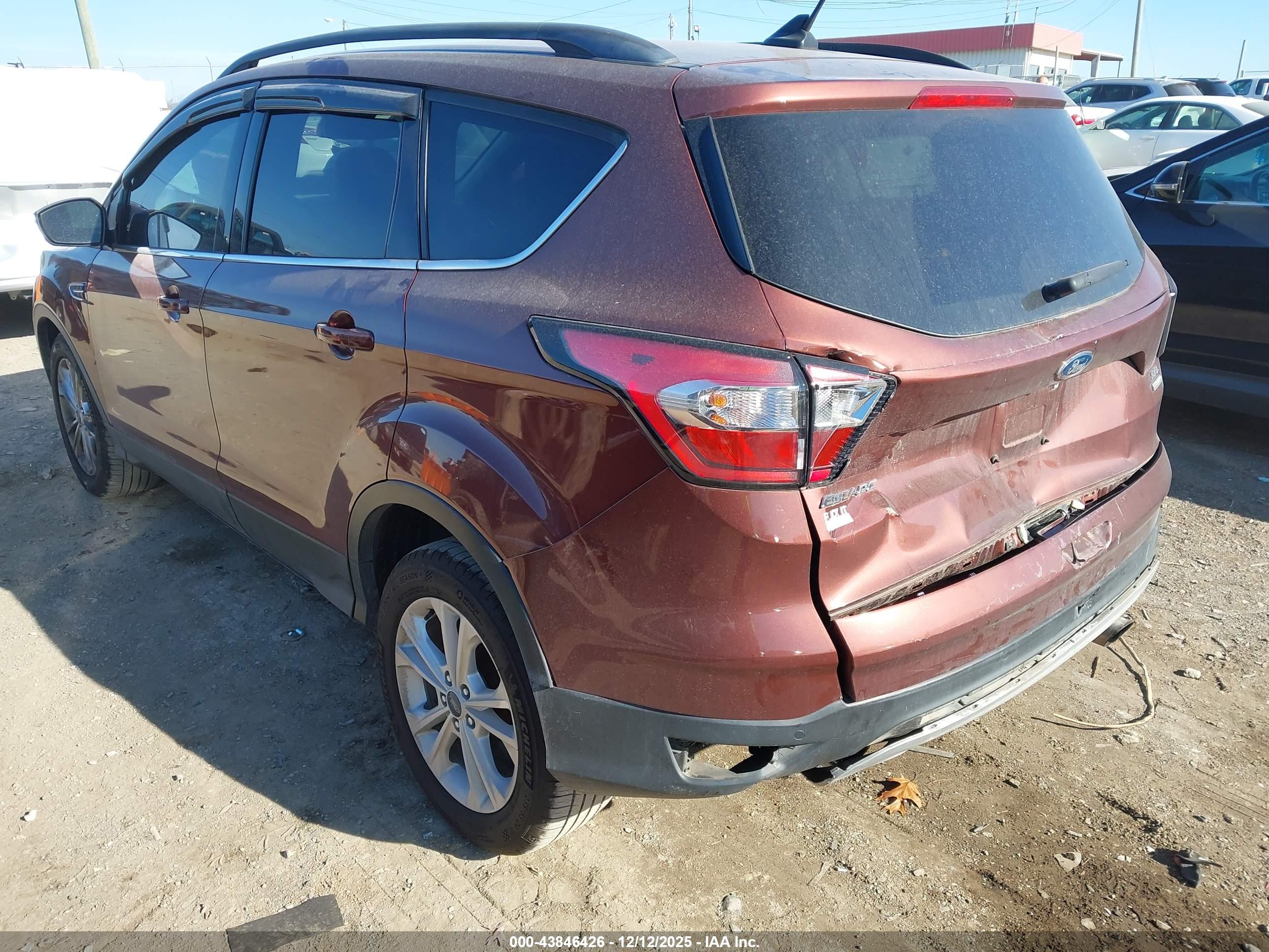FORD ESCAPE image 3