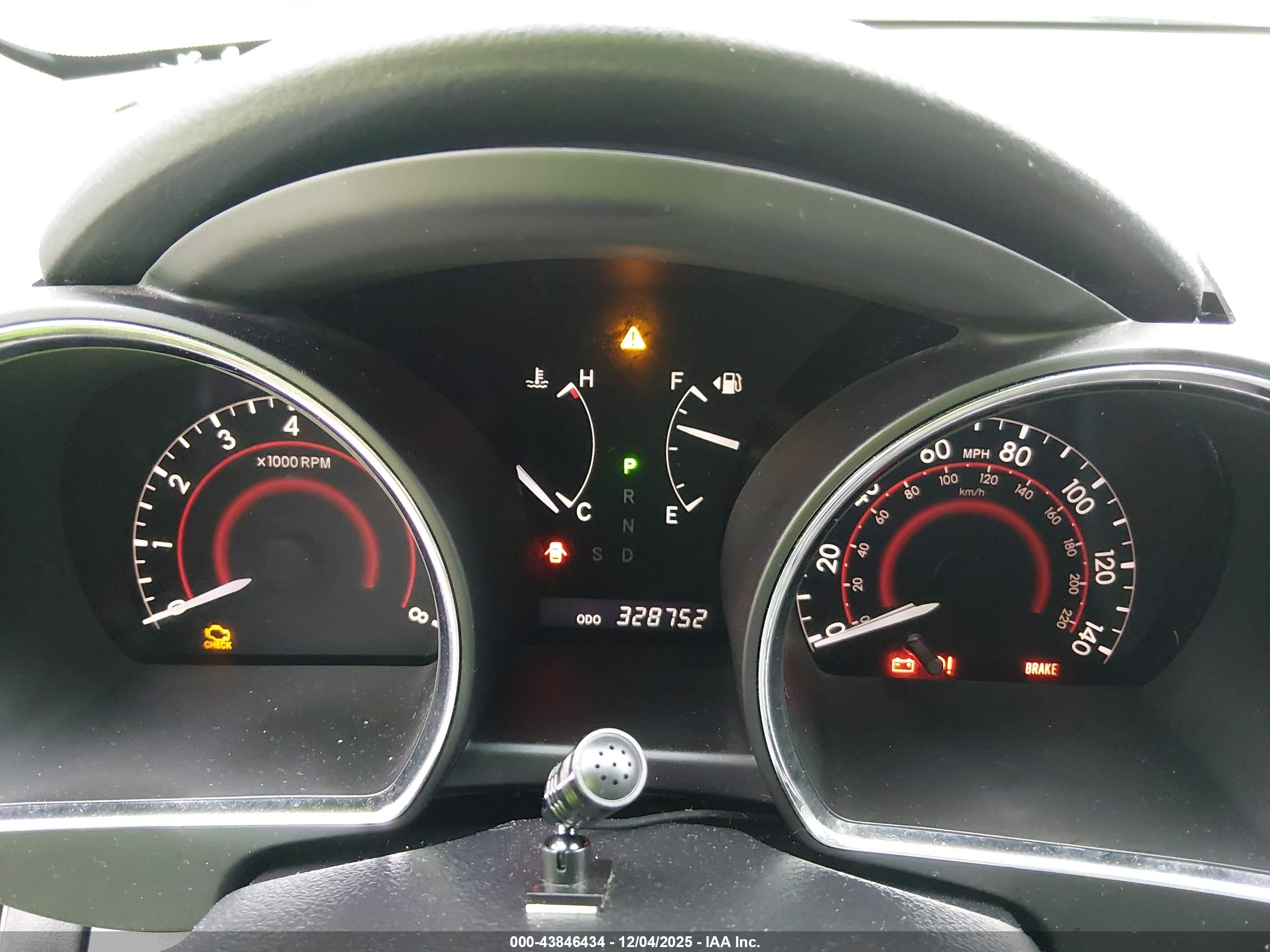 TOYOTA HIGHLANDER image 7