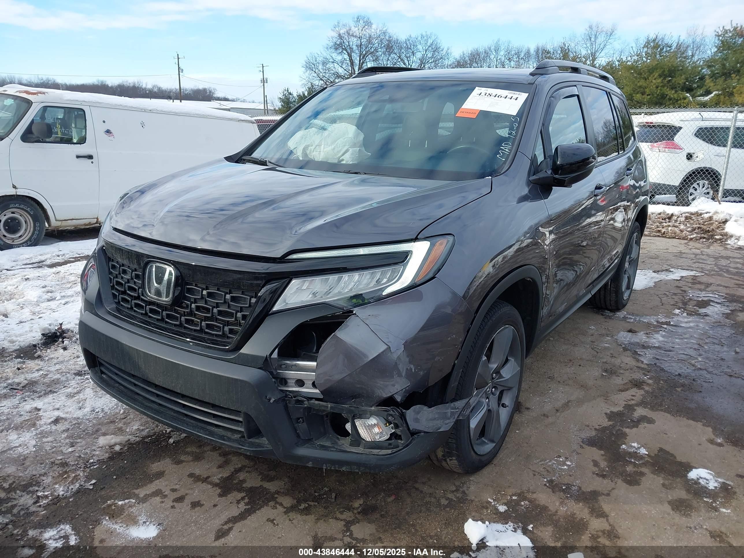 HONDA PASSPORT image 6