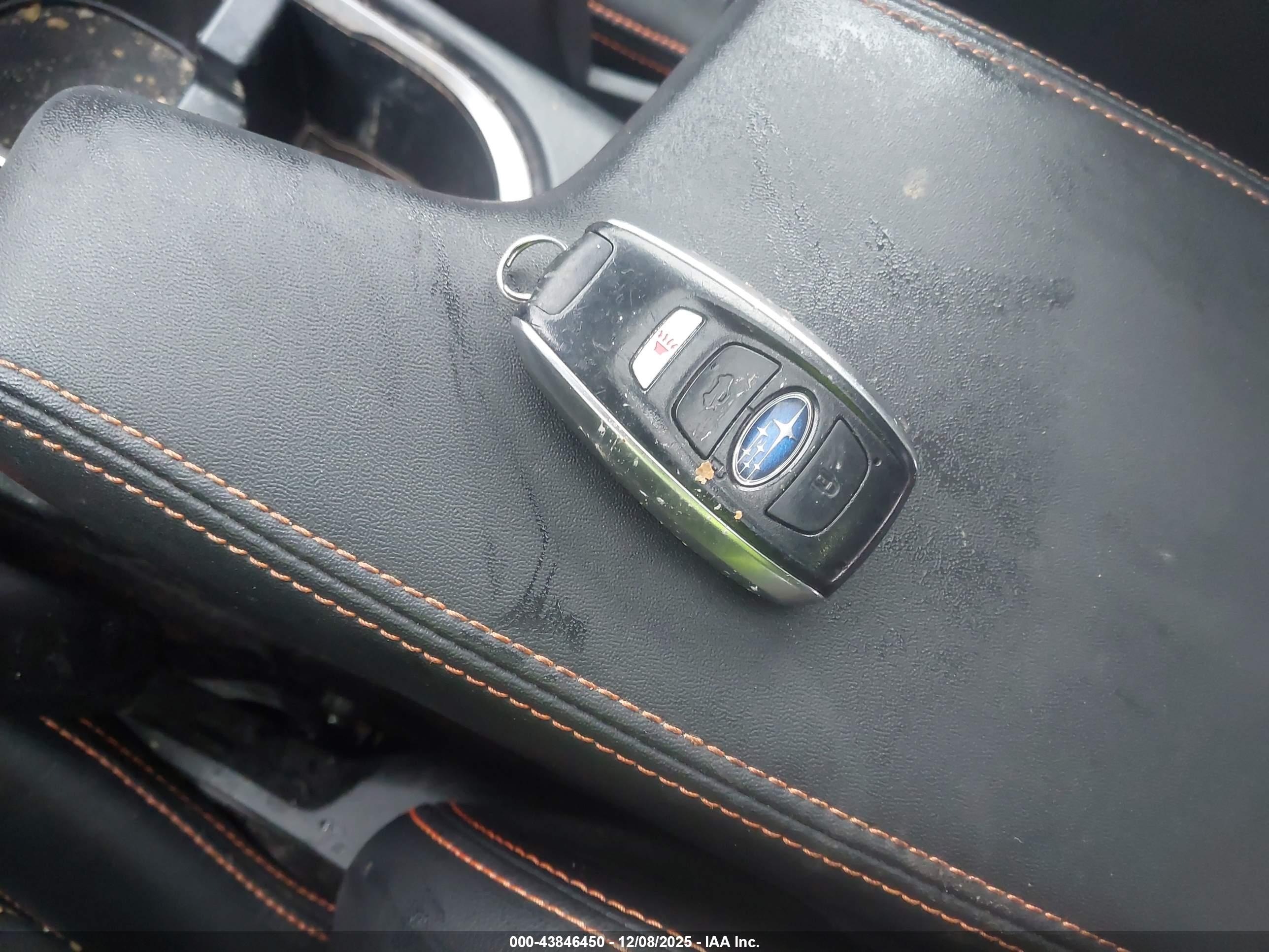 SUBARU CROSSTREK image 11