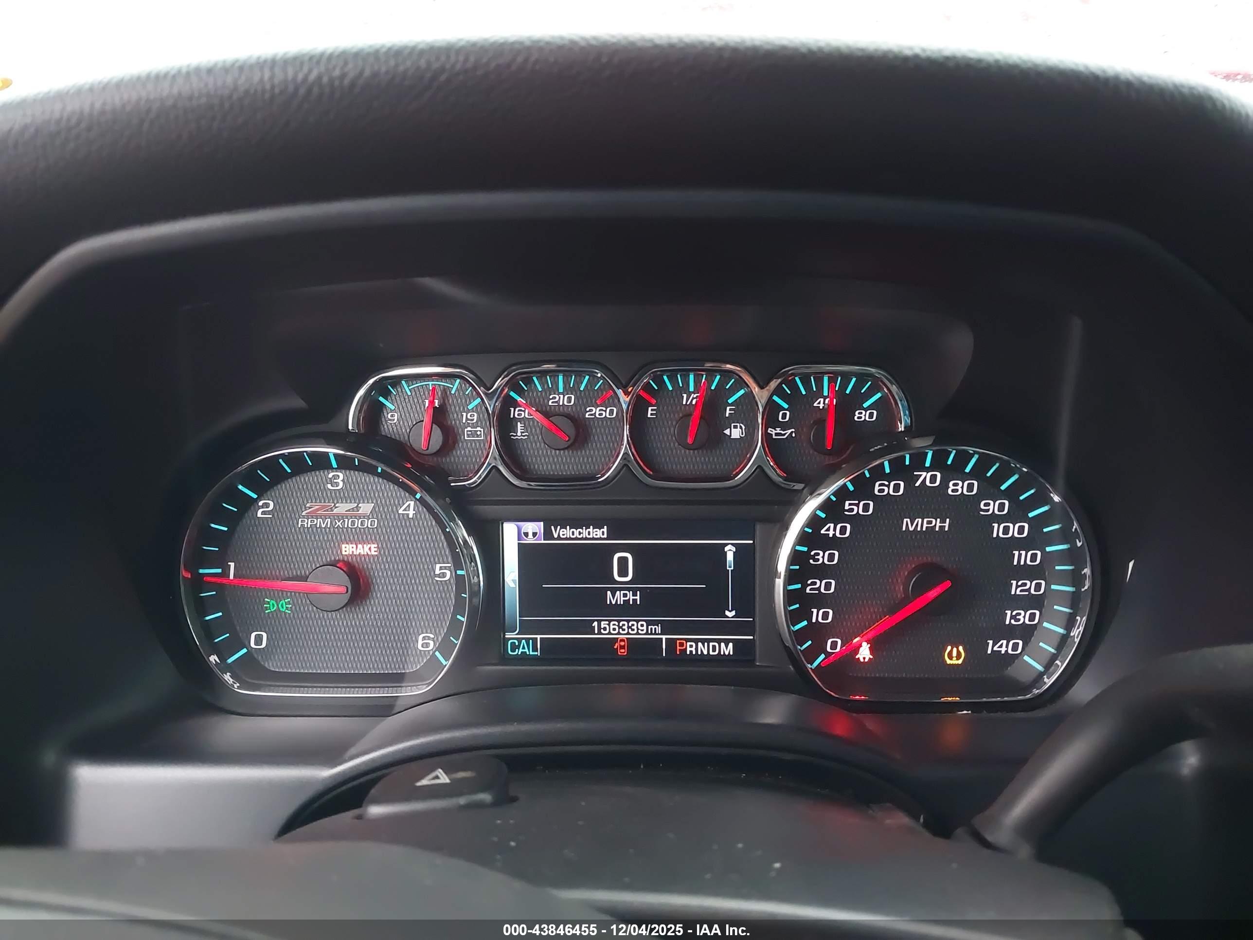 CHEVROLET SILVERADO image 7