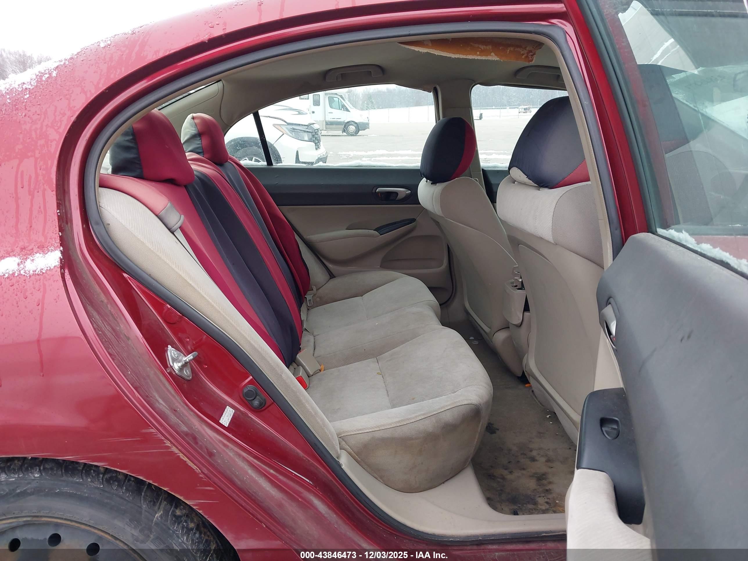 HONDA CIVIC image 8