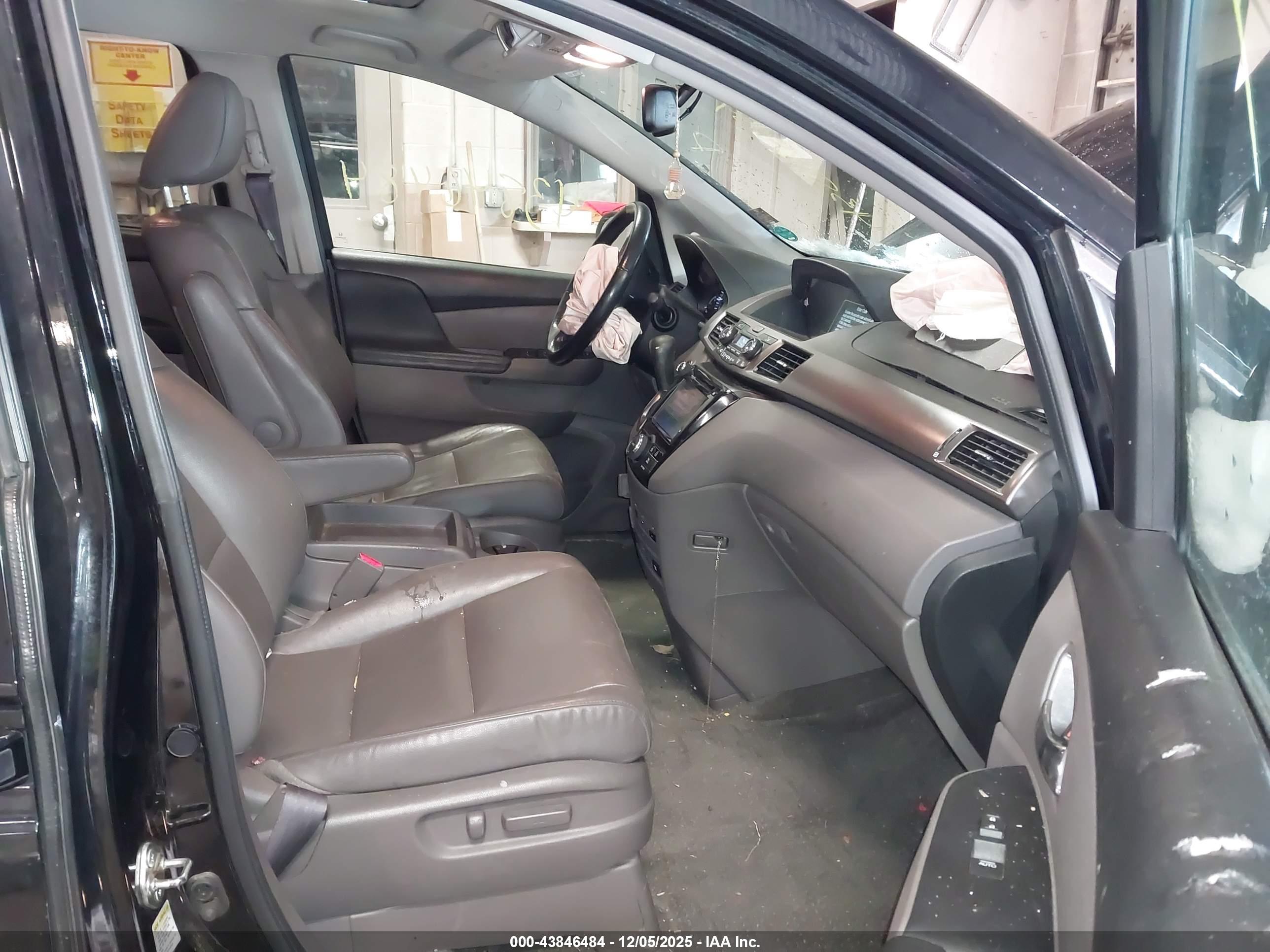 HONDA ODYSSEY image 5